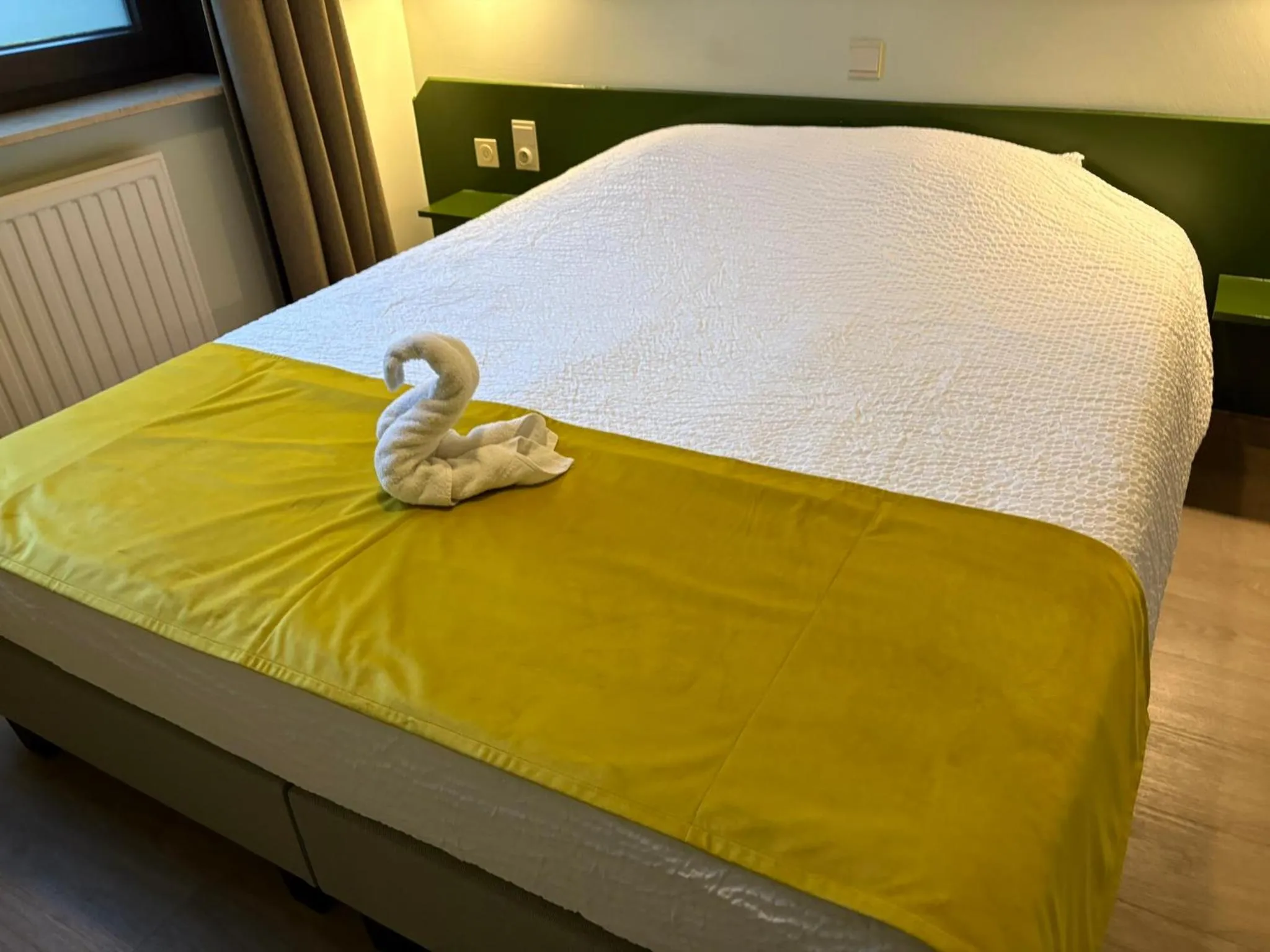 Bed in Hotel en Bistro de Vaart