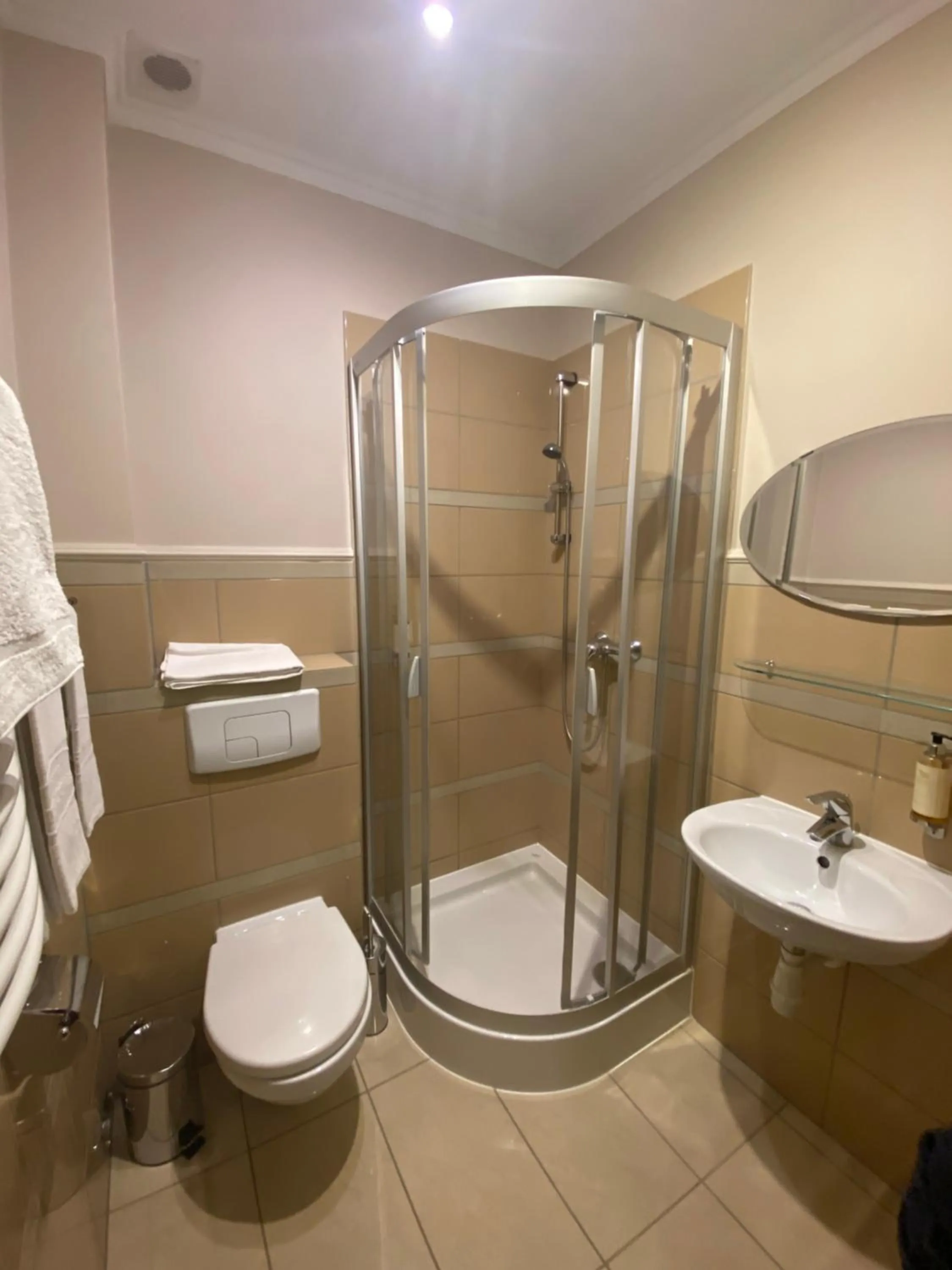 Pokoje gościnne Tęczowa