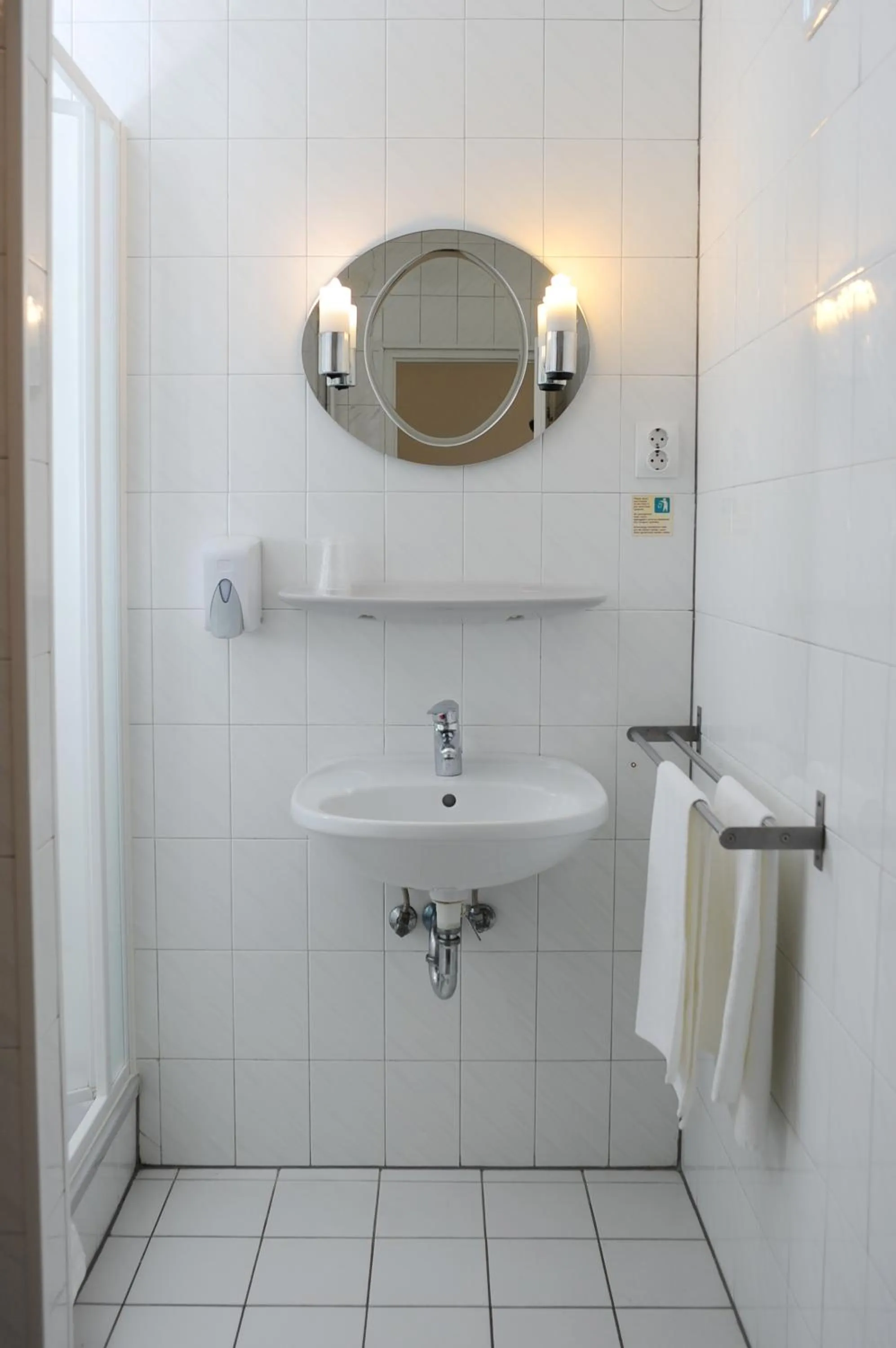 Bathroom in Hotel Papillon