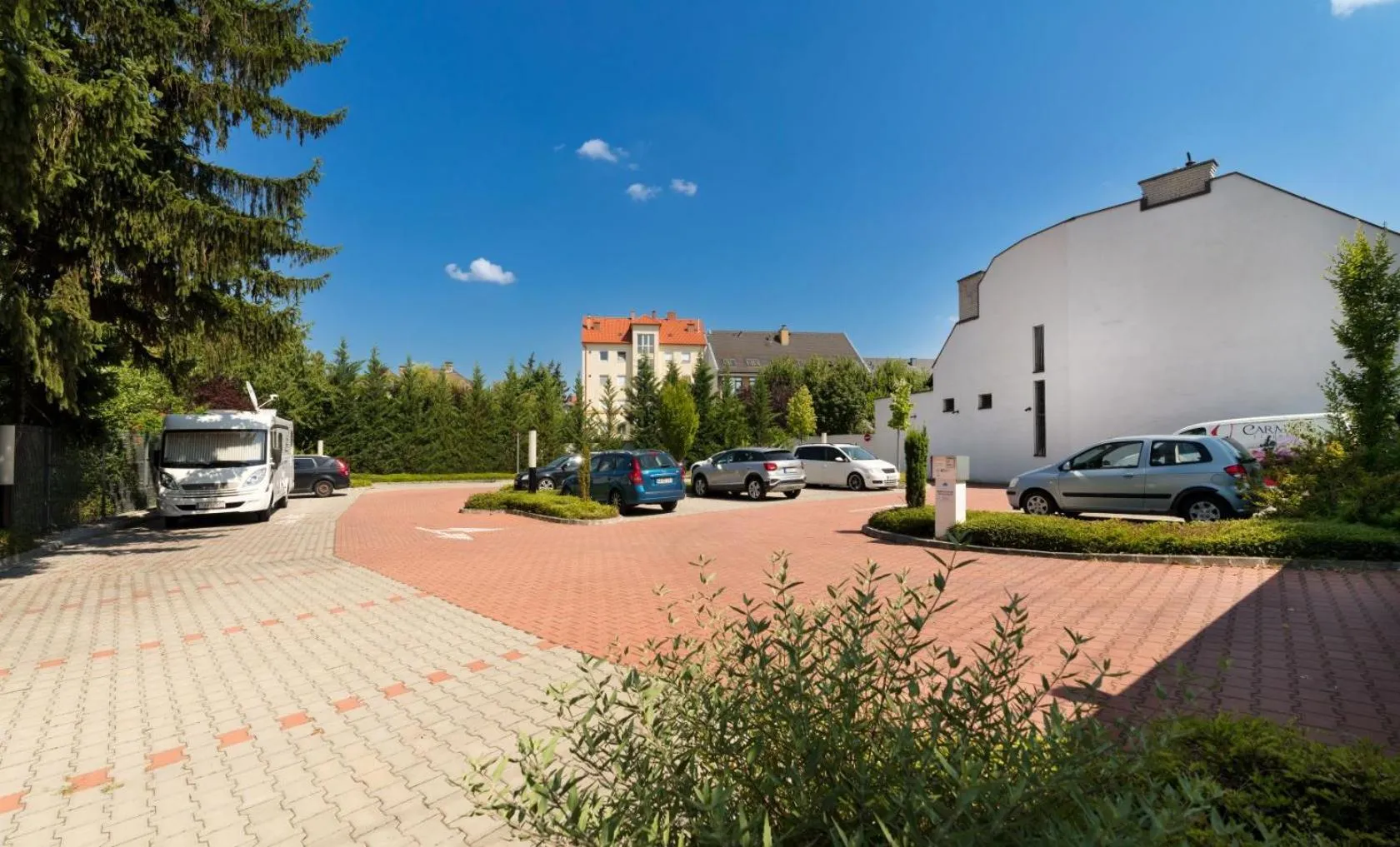 Parking in Hotel Kálvária