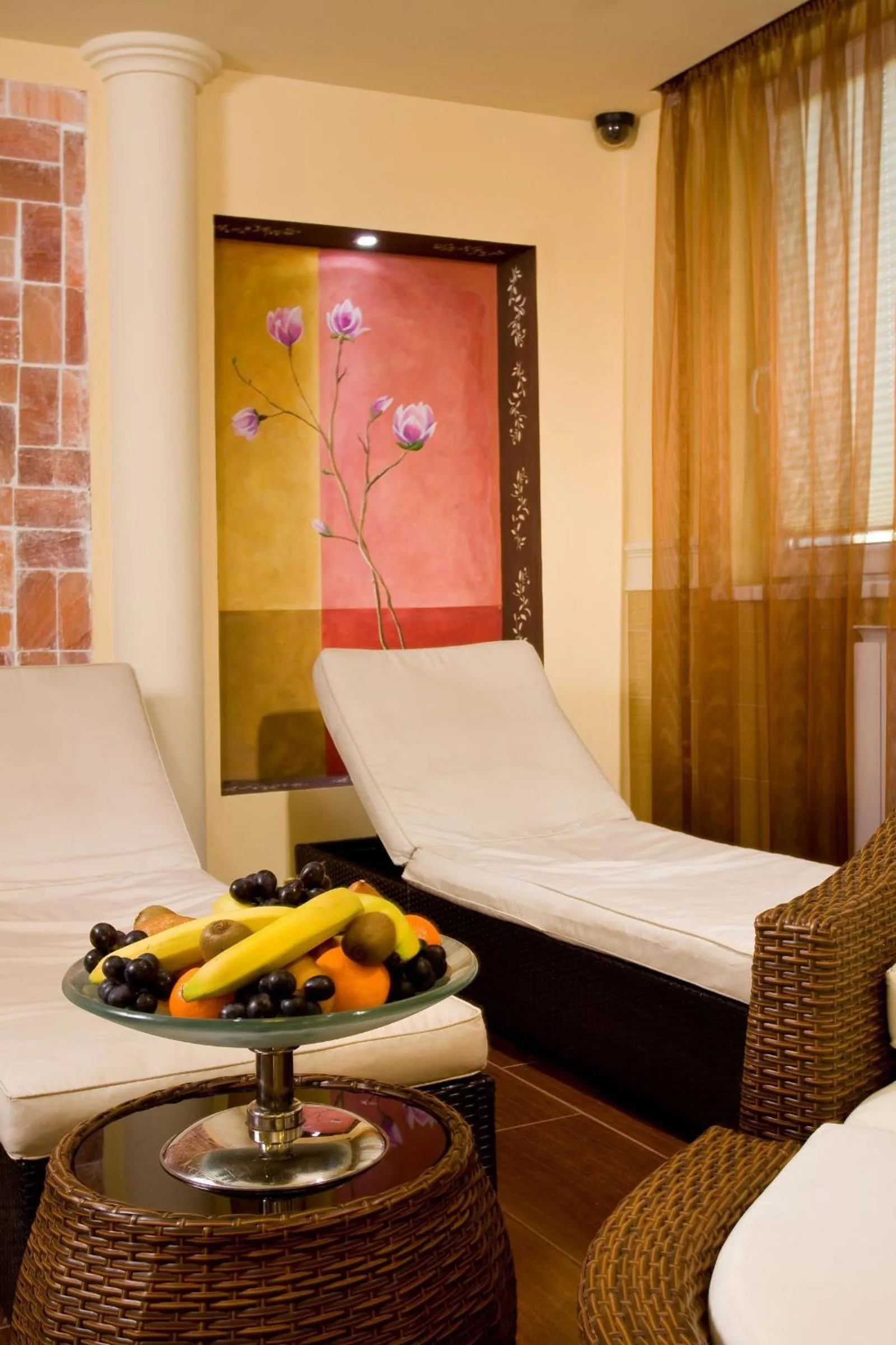 Spa and wellness centre/facilities, Bed in Hotel Kálvária