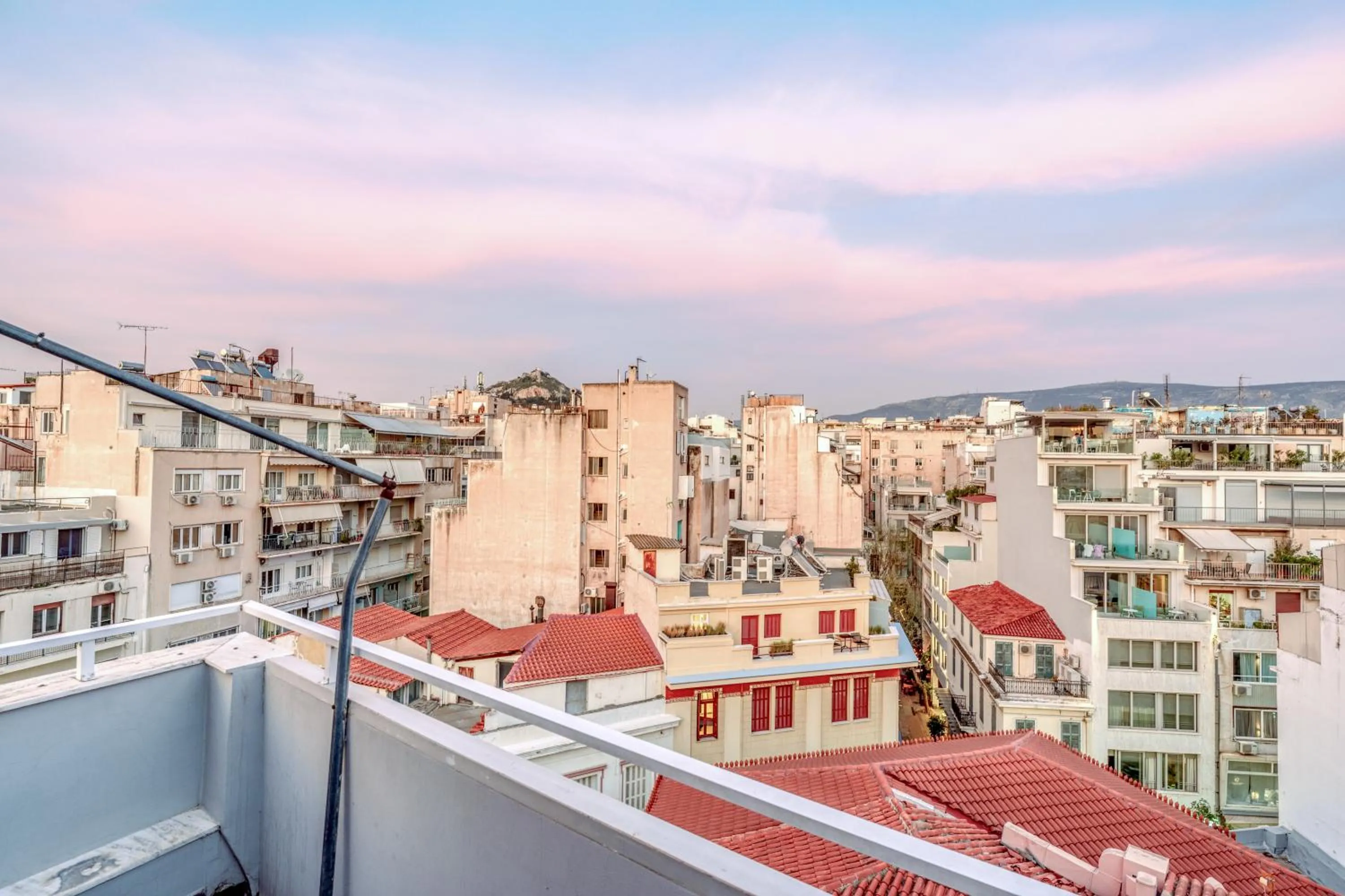 Day in IVY Apartments in the Heart of Athens