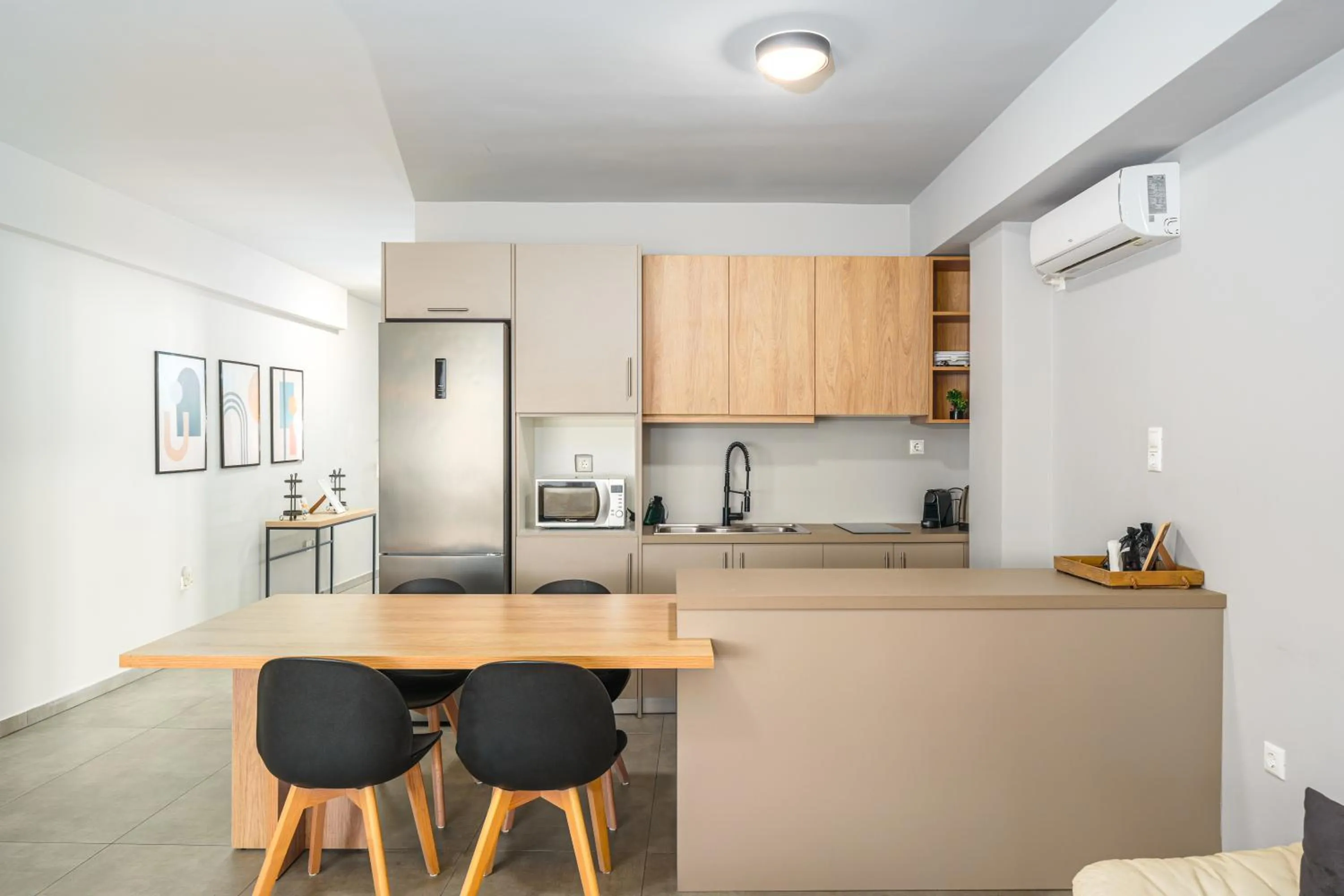 Kitchen or kitchenette in IVY Apartments in the Heart of Athens