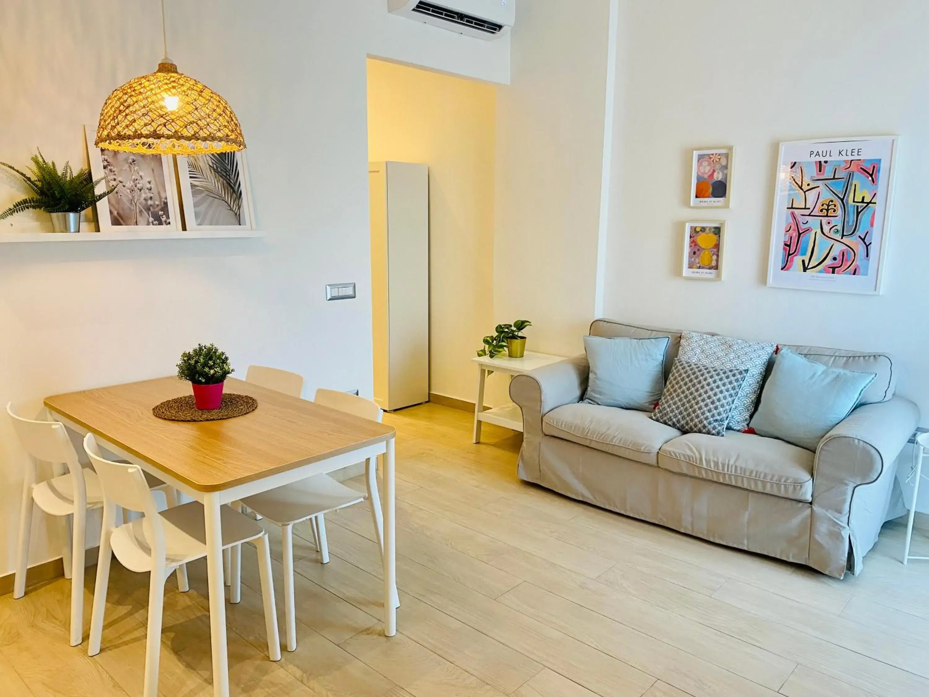 Modern City Apartment Modern City Apartment