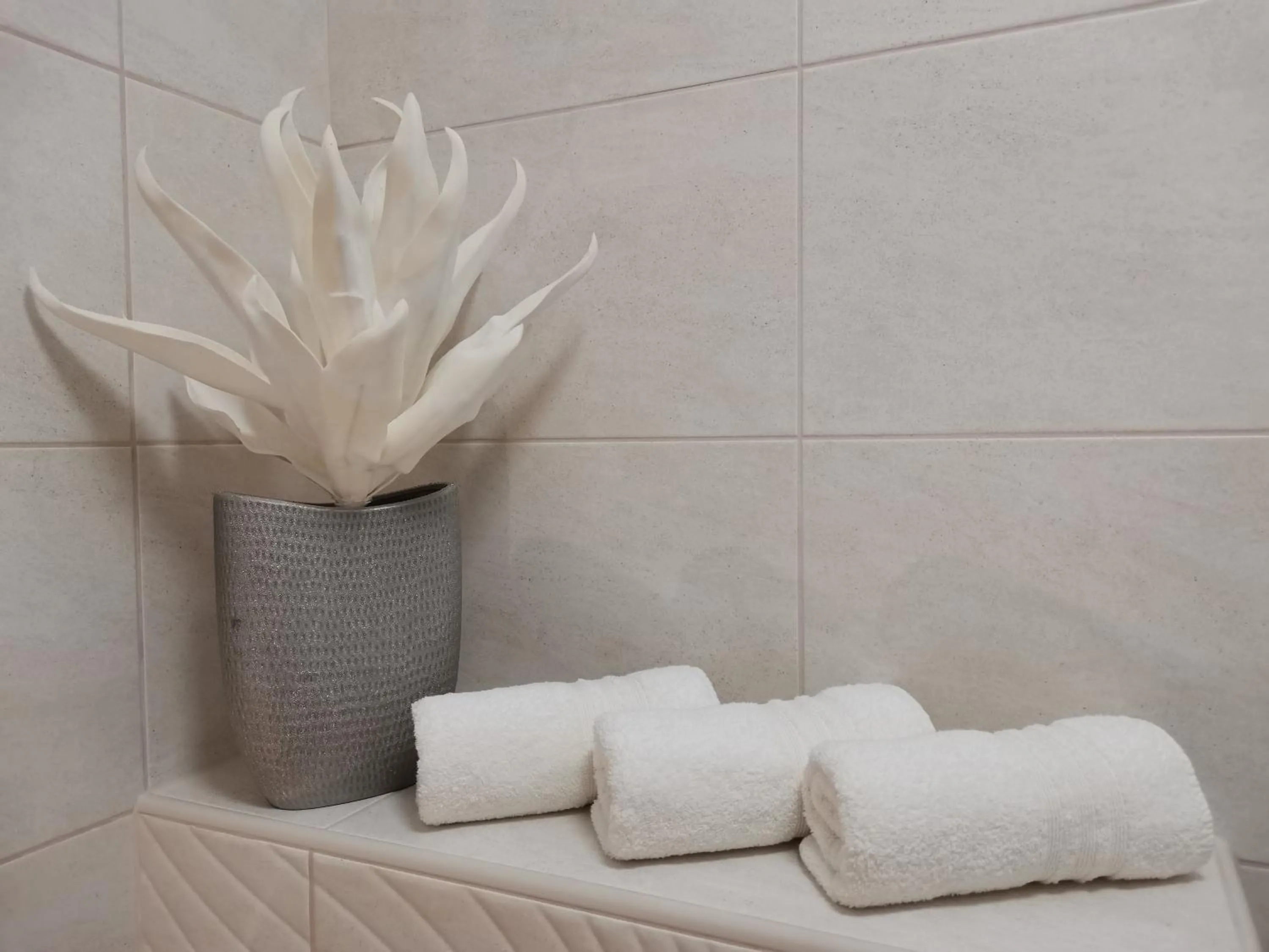 Bathroom in Alfa Hotel