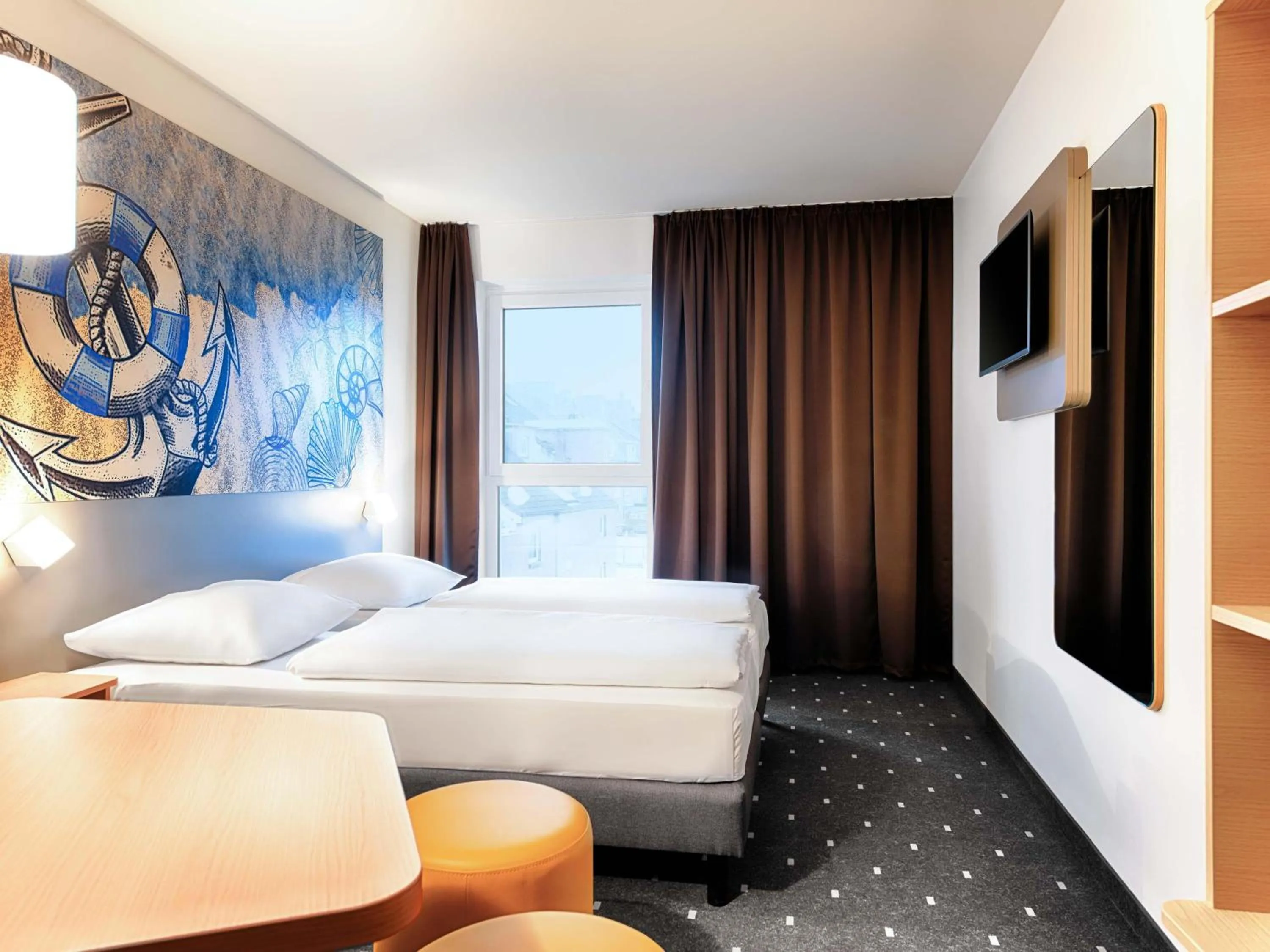 Bed in B&B Hotel Emden