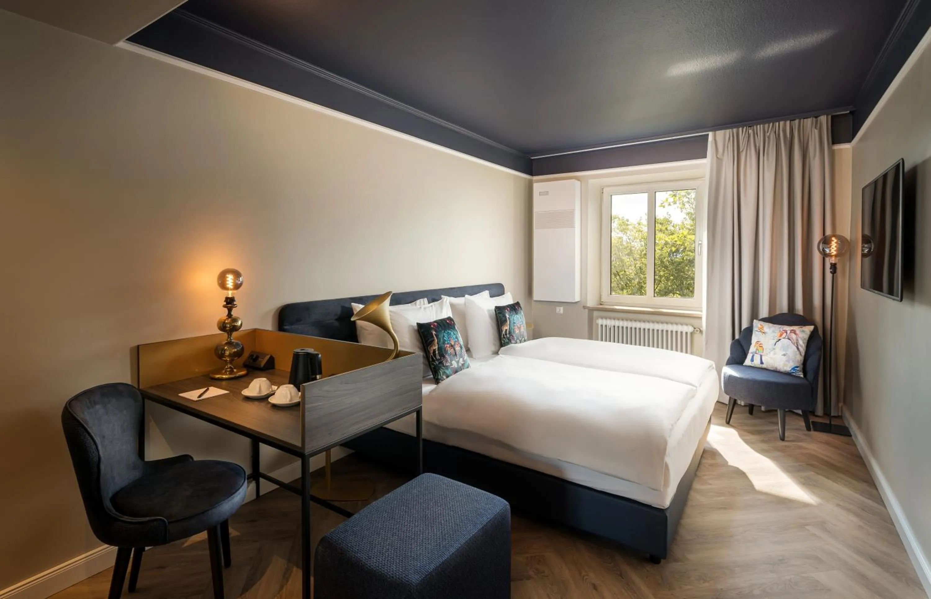 Photo of the whole room, Bed in Maison Viktoria Augsburg