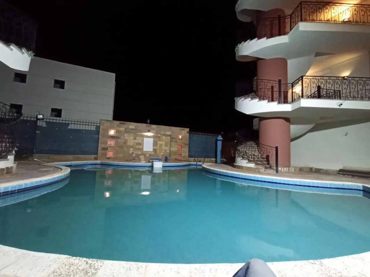 Night in Oasis marsa alam