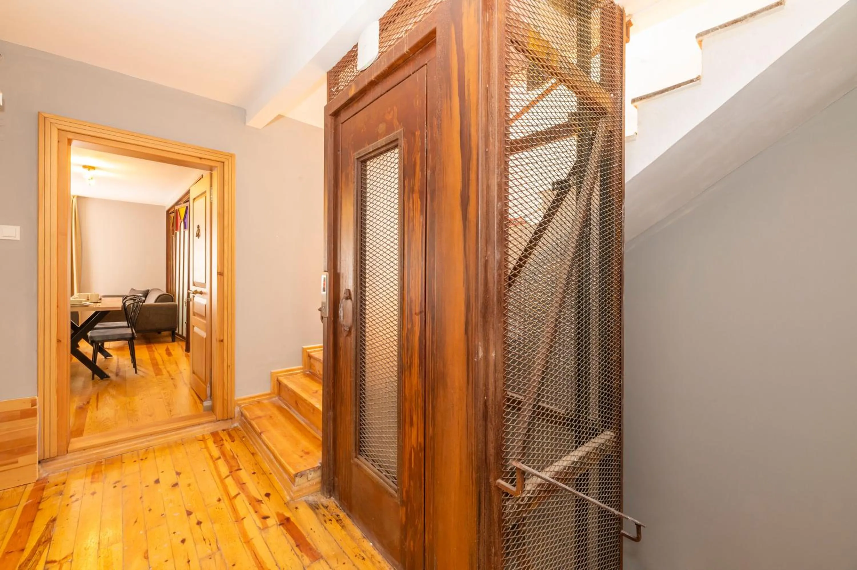 elevator in Suites İstanbul