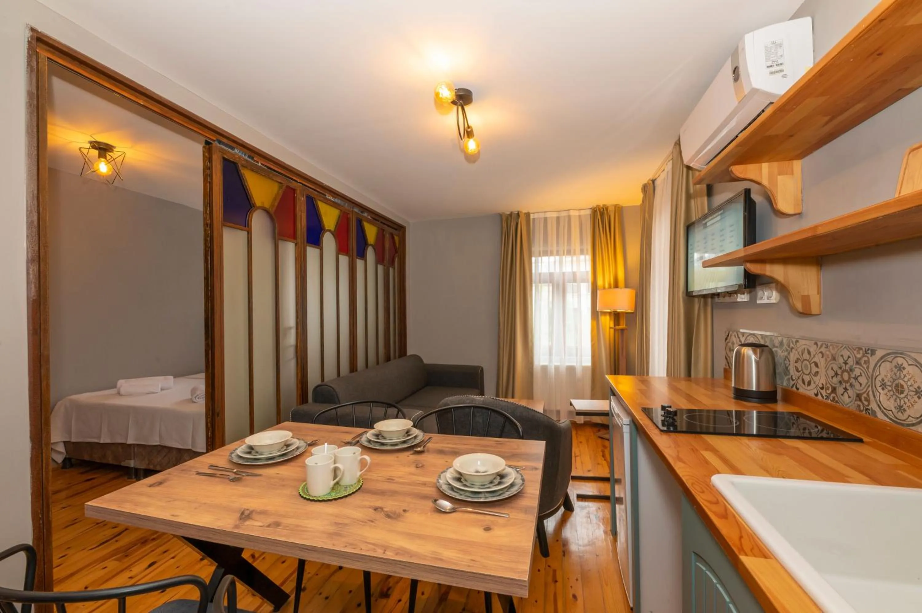 Kitchen or kitchenette in Suites İstanbul