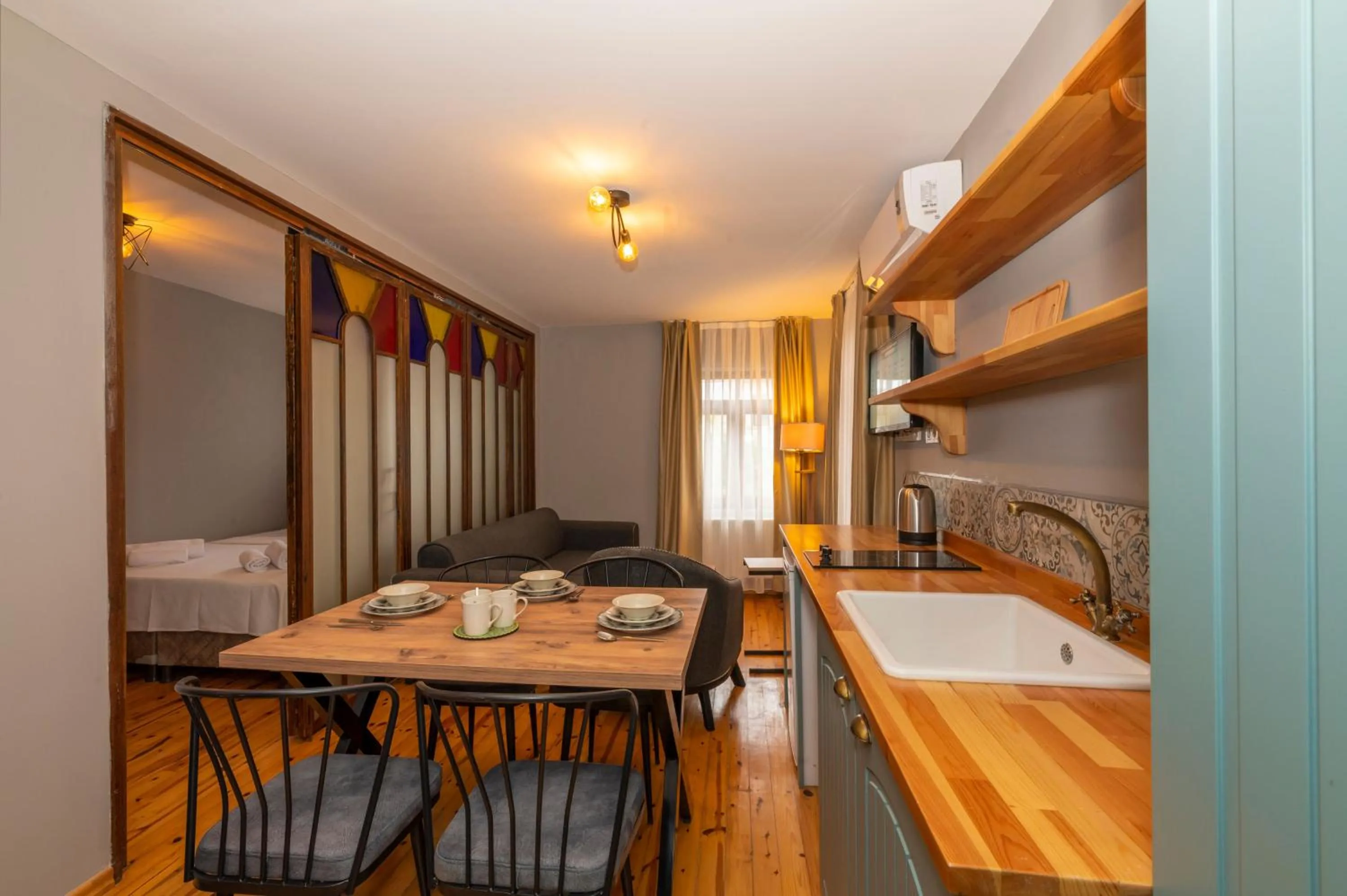 Communal lounge/ TV room in Suites İstanbul