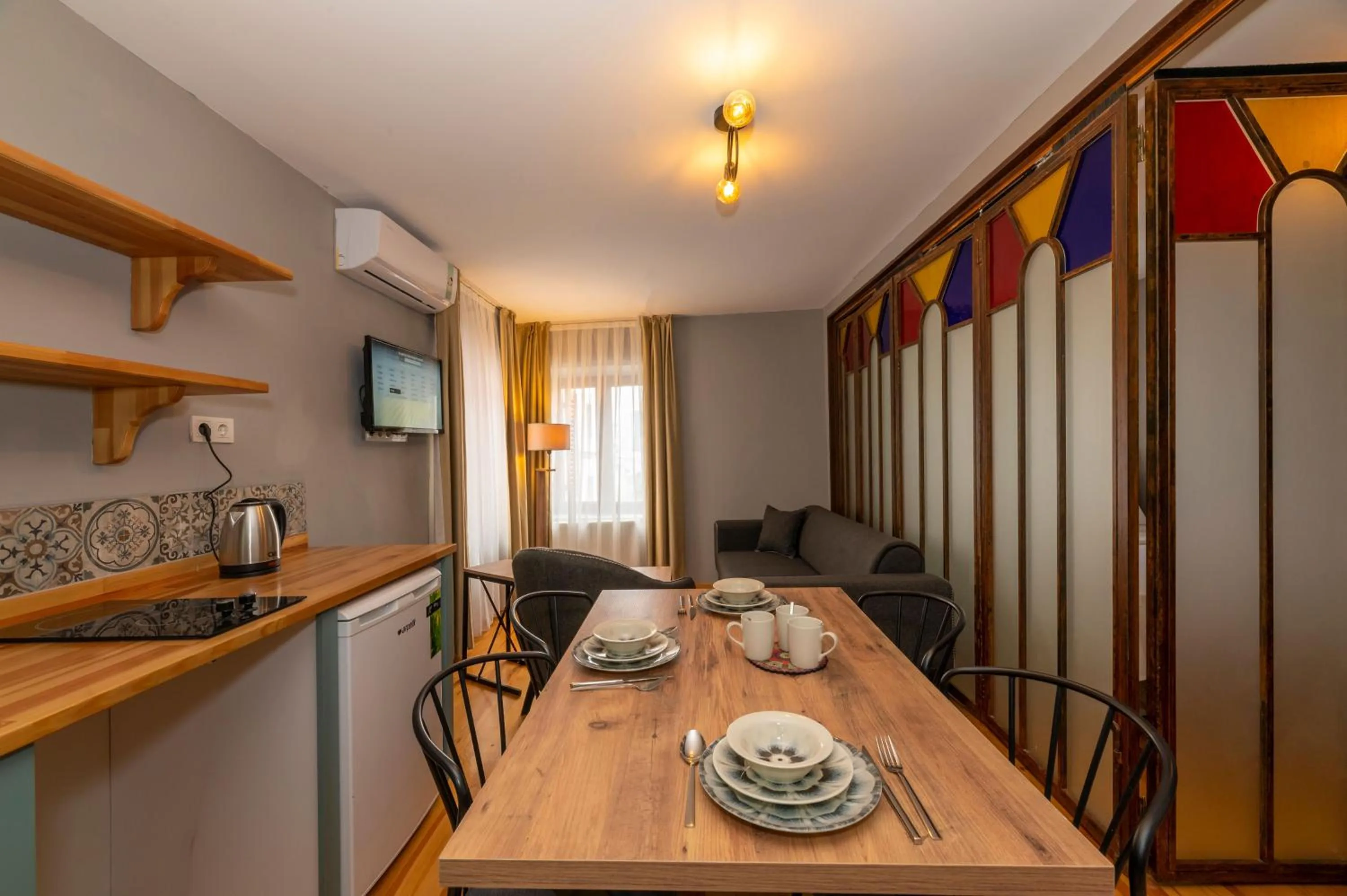 Kitchen or kitchenette in Suites İstanbul