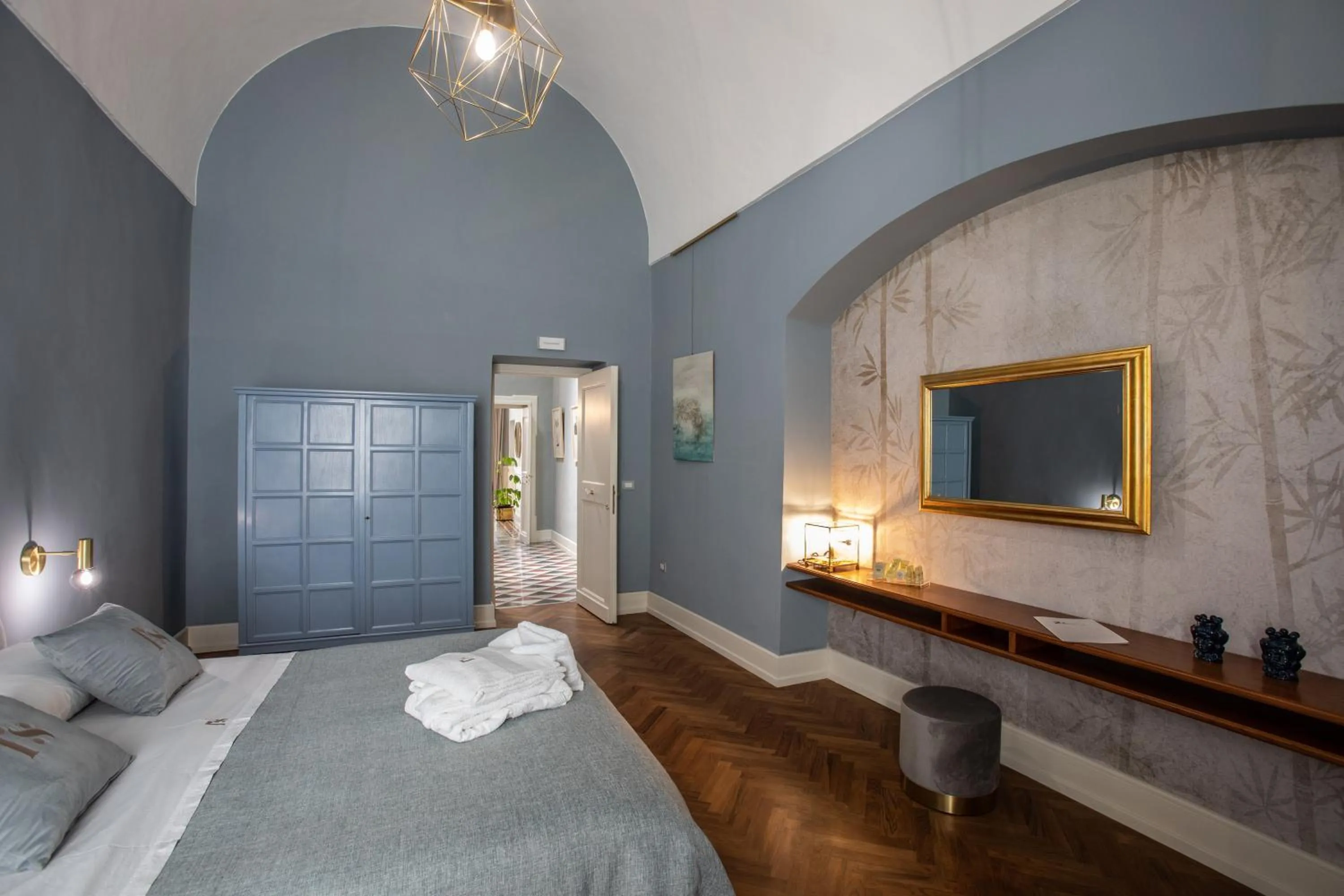 Bed in Palazzo Sansonetti