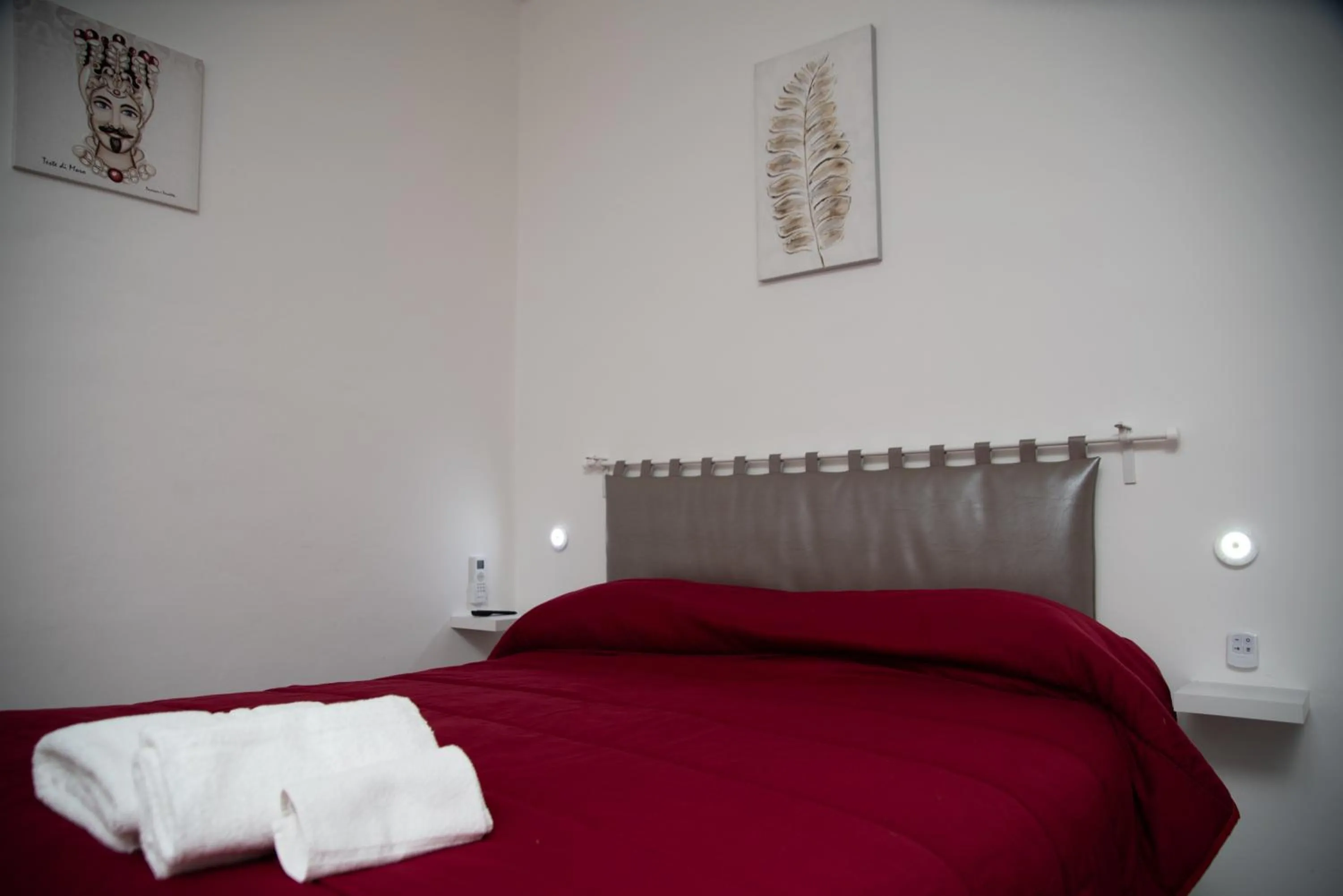 Photo of the whole room, Bed in B&B Le Sorelle