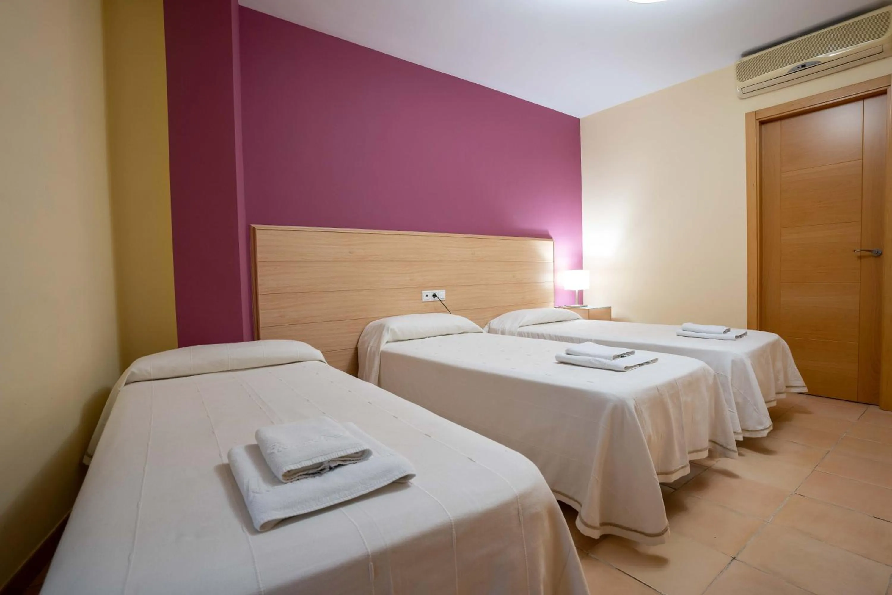 Bed in Hotel Sierra de Huesa