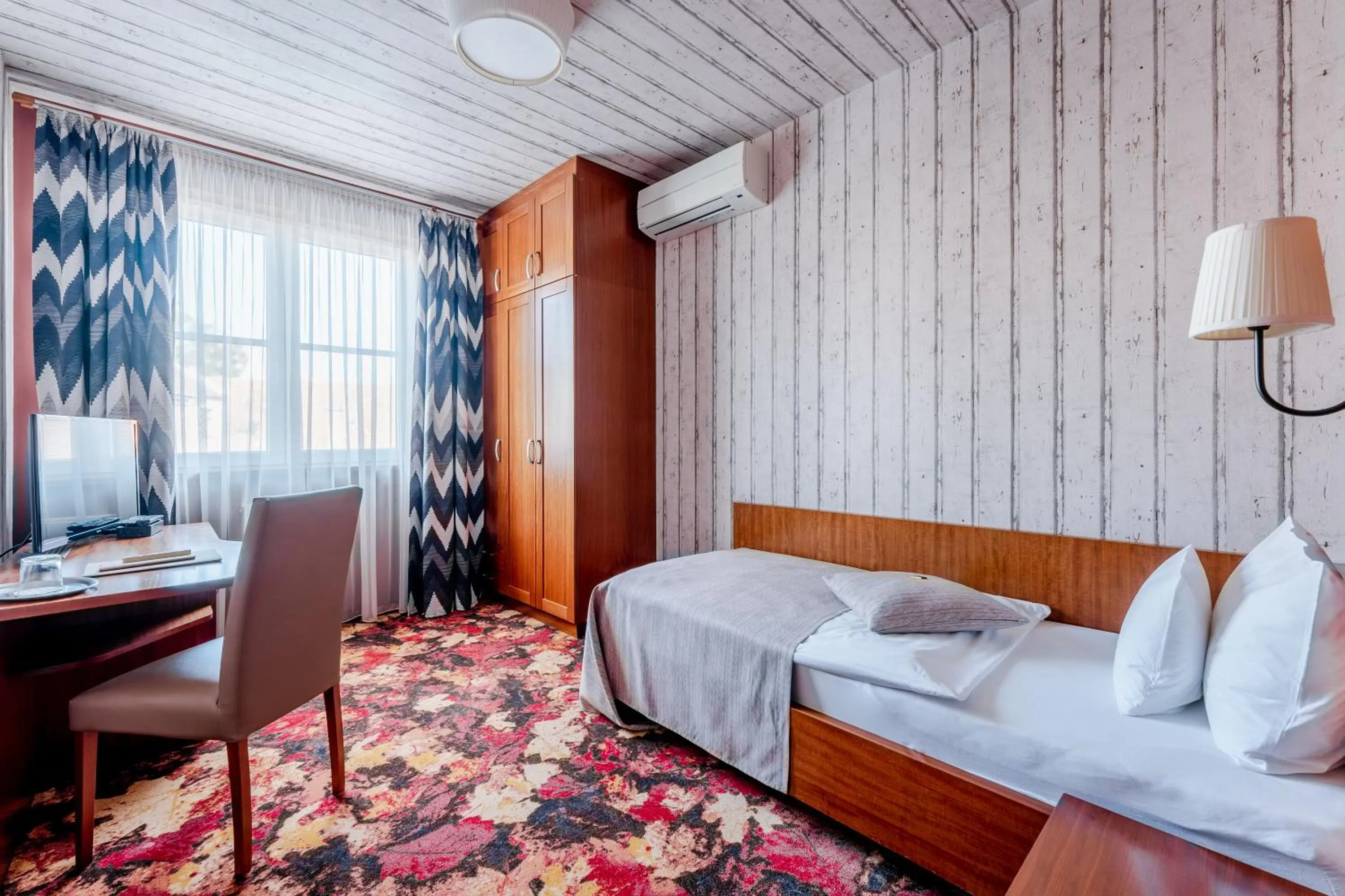 Bed in Hotel Lajta Park