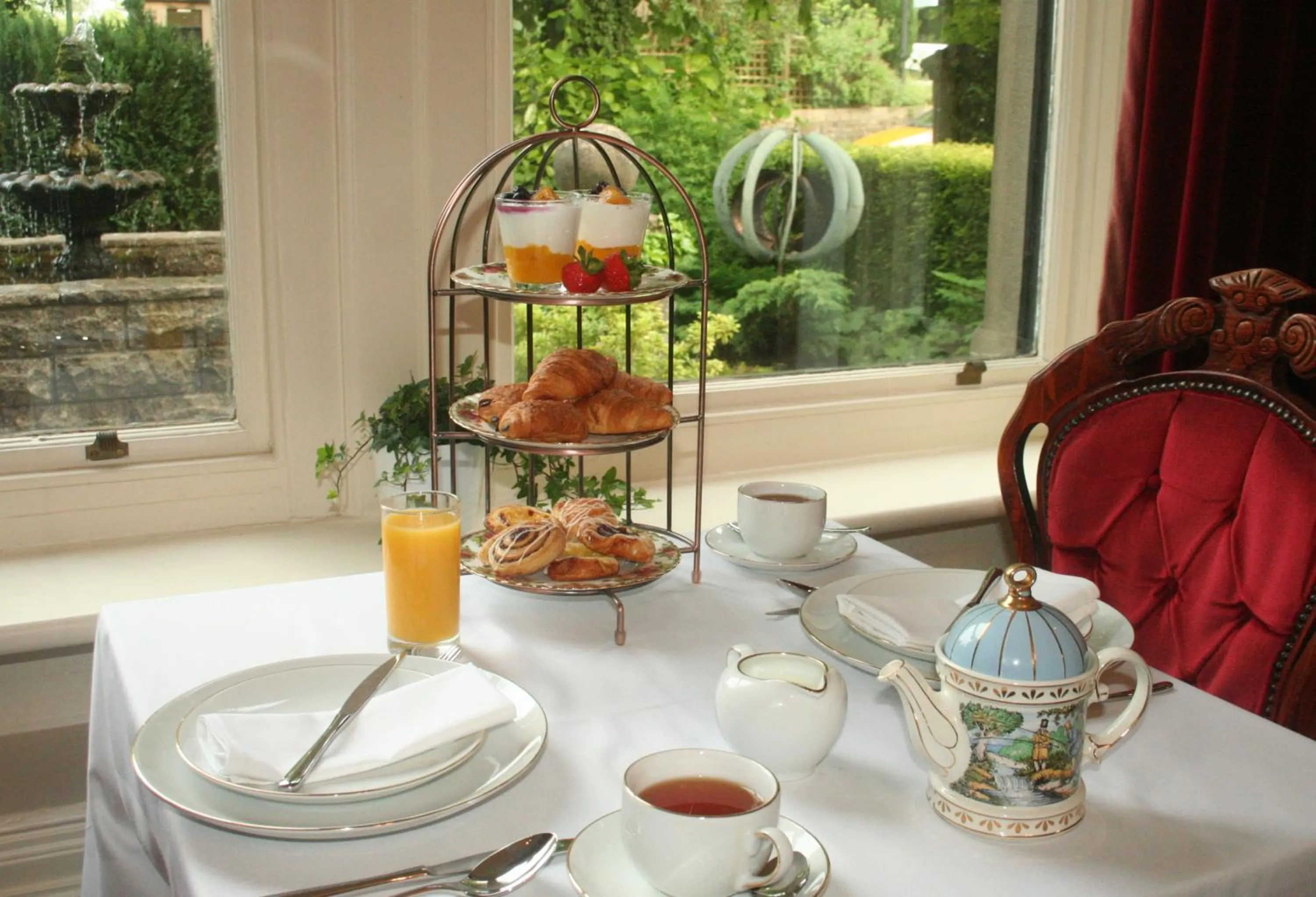 Dining area in Kingscroft