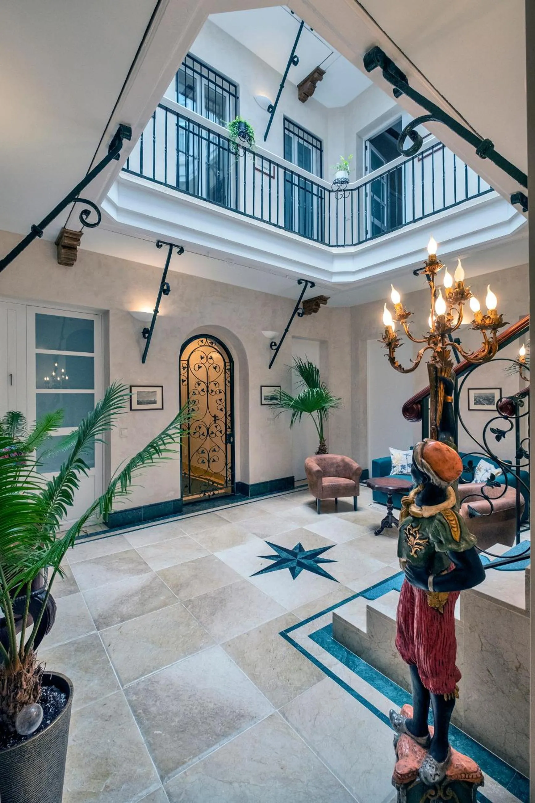 Gadir Suites
