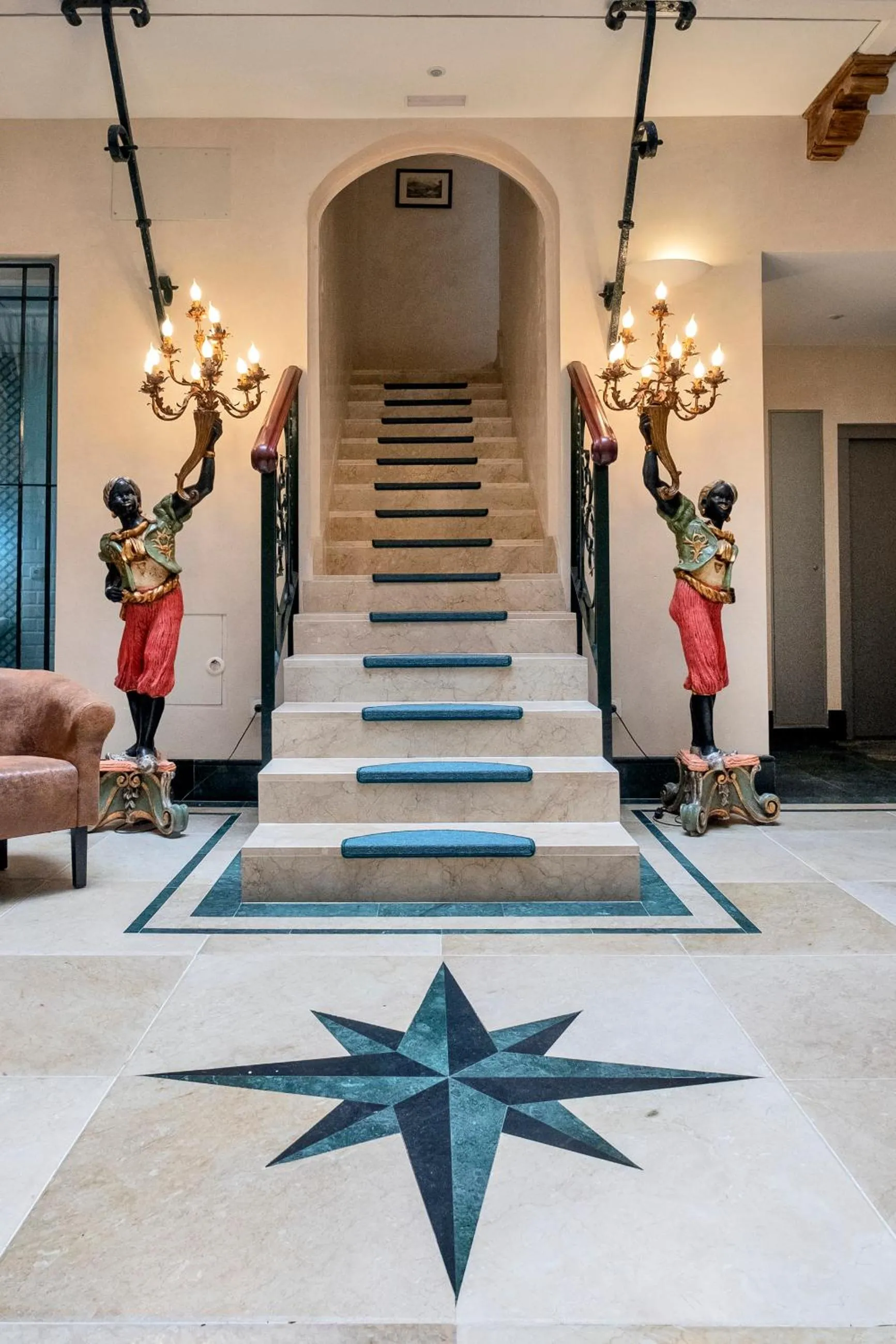 Gadir Suites