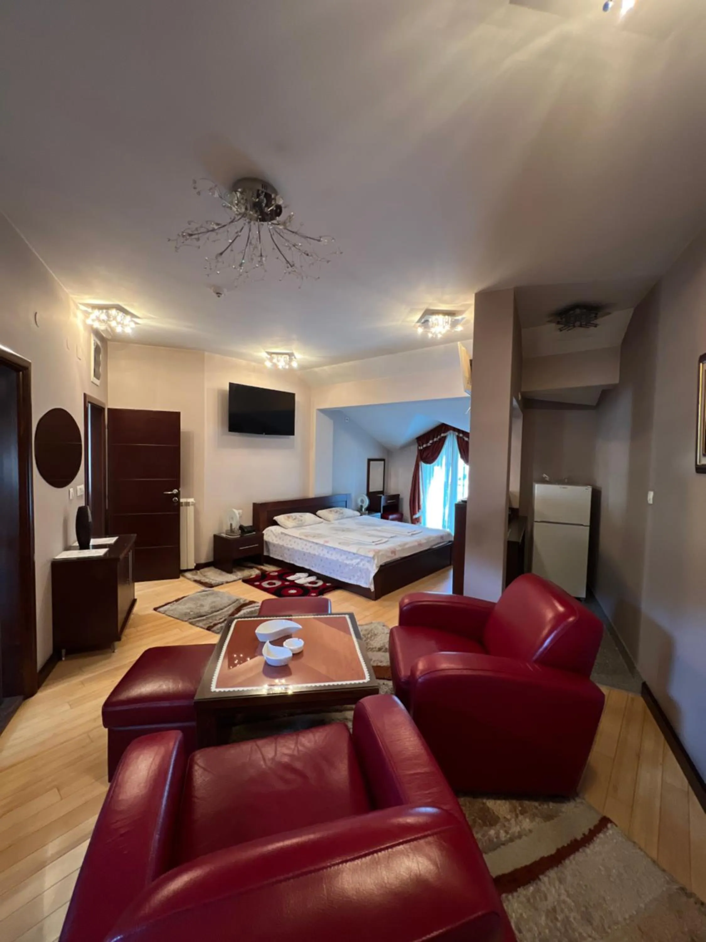 TV and multimedia in Hotel Royal