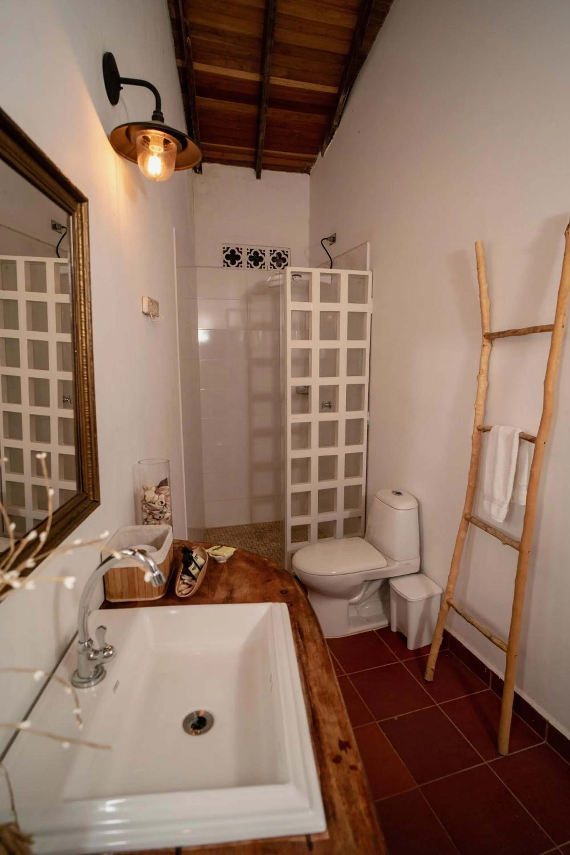 Shower in Casa Al Alma
