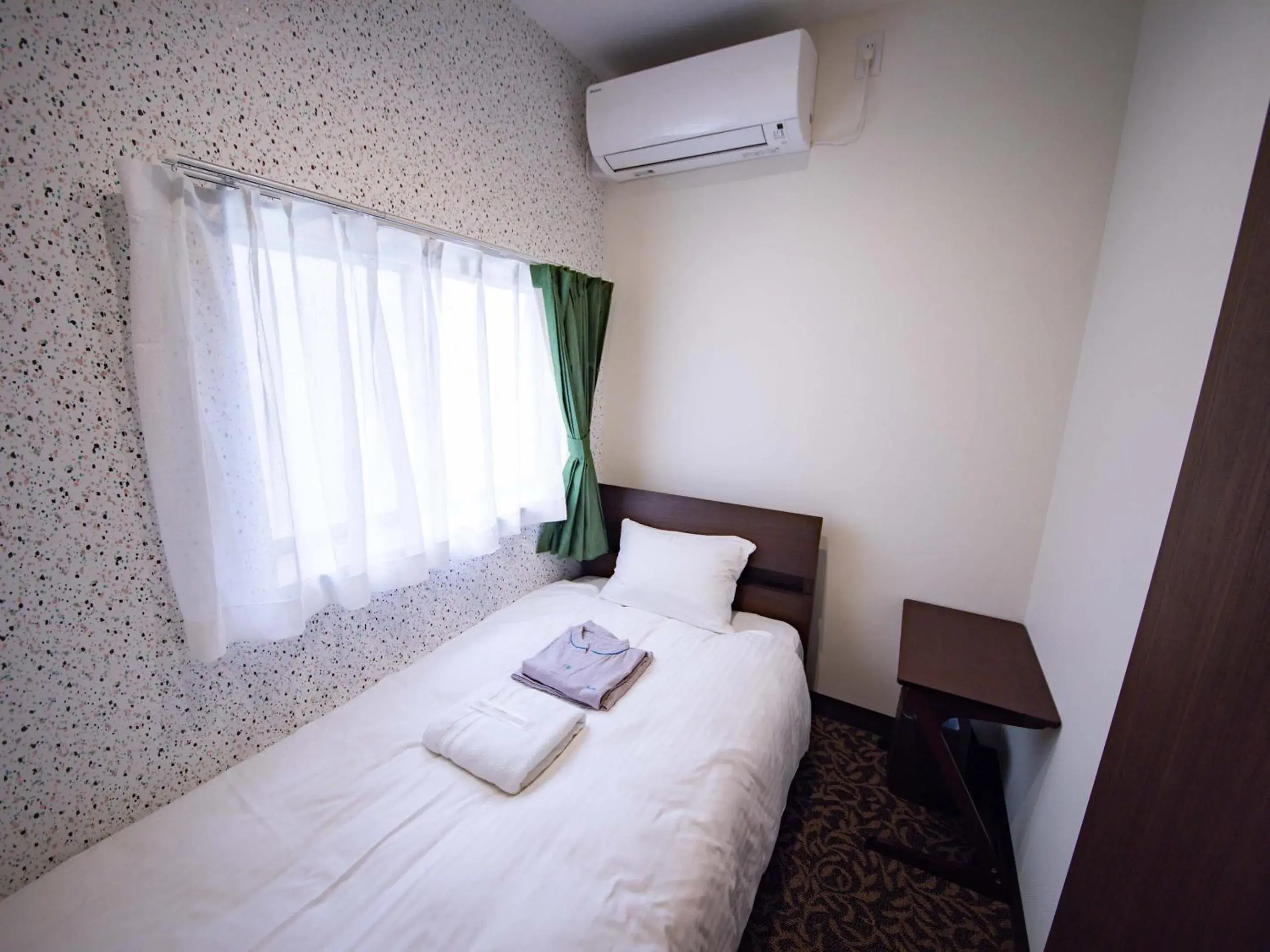 Bed in tune HIGORO Bed in tune HIGORO