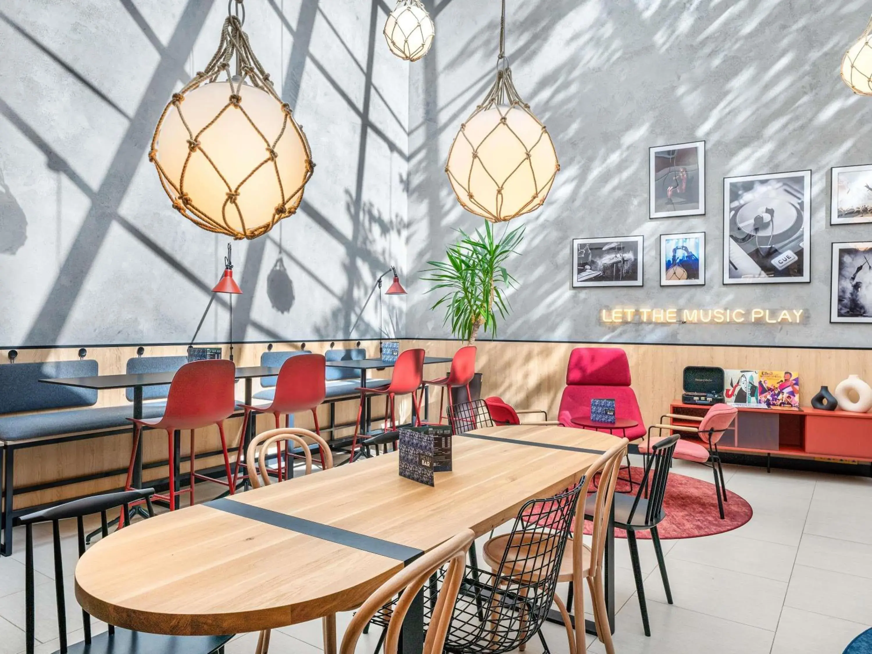 Property building in Ibis Budapest Centrum Property building in Ibis Budapest Centrum