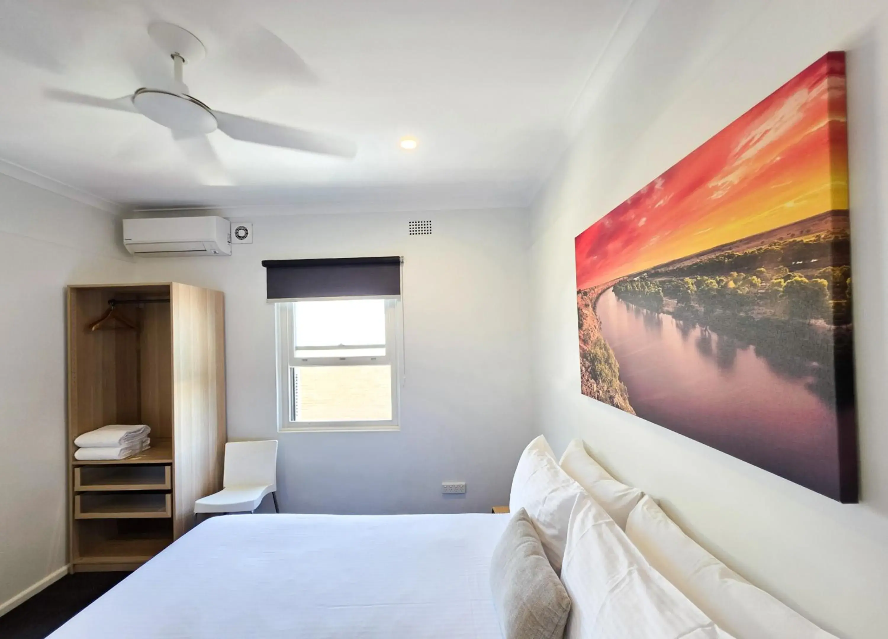 Bed in Plantation Hotel Coffs Harbour Bed in Plantation Hotel Coffs Harbour