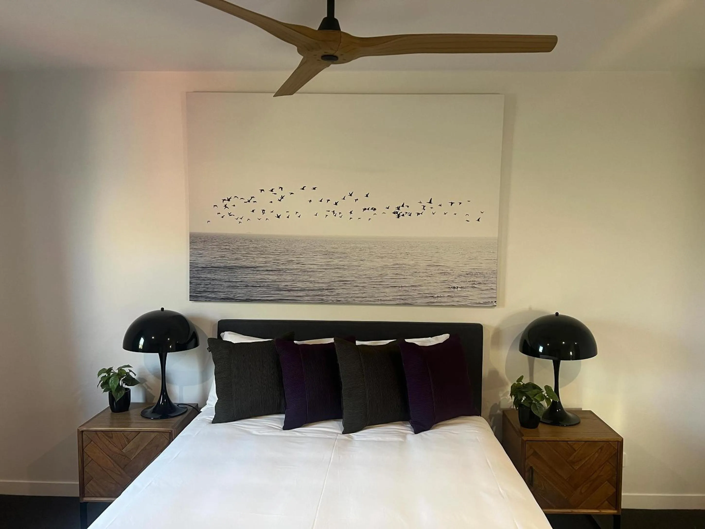 Bed in Plantation Hotel Coffs Harbour