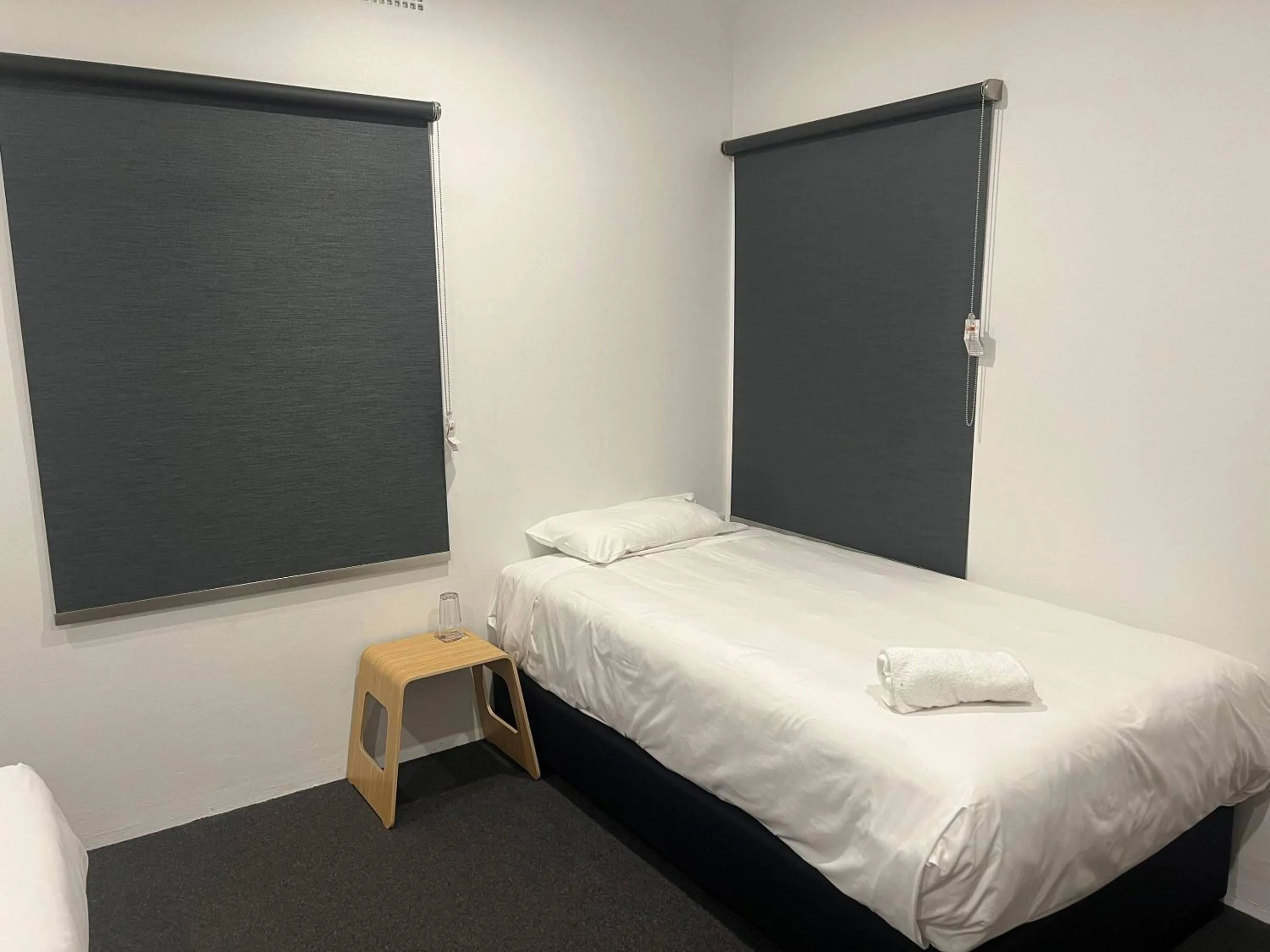 Bed in Plantation Hotel Coffs Harbour