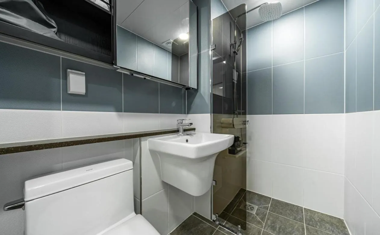 Songjeong Blue Castle Hotel