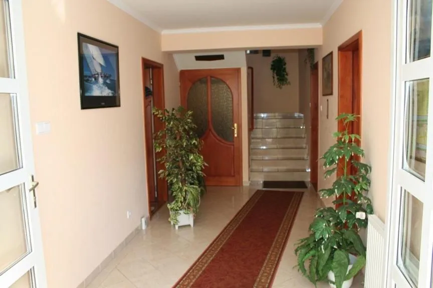 Lobby or reception in Apartman Bella Hotel