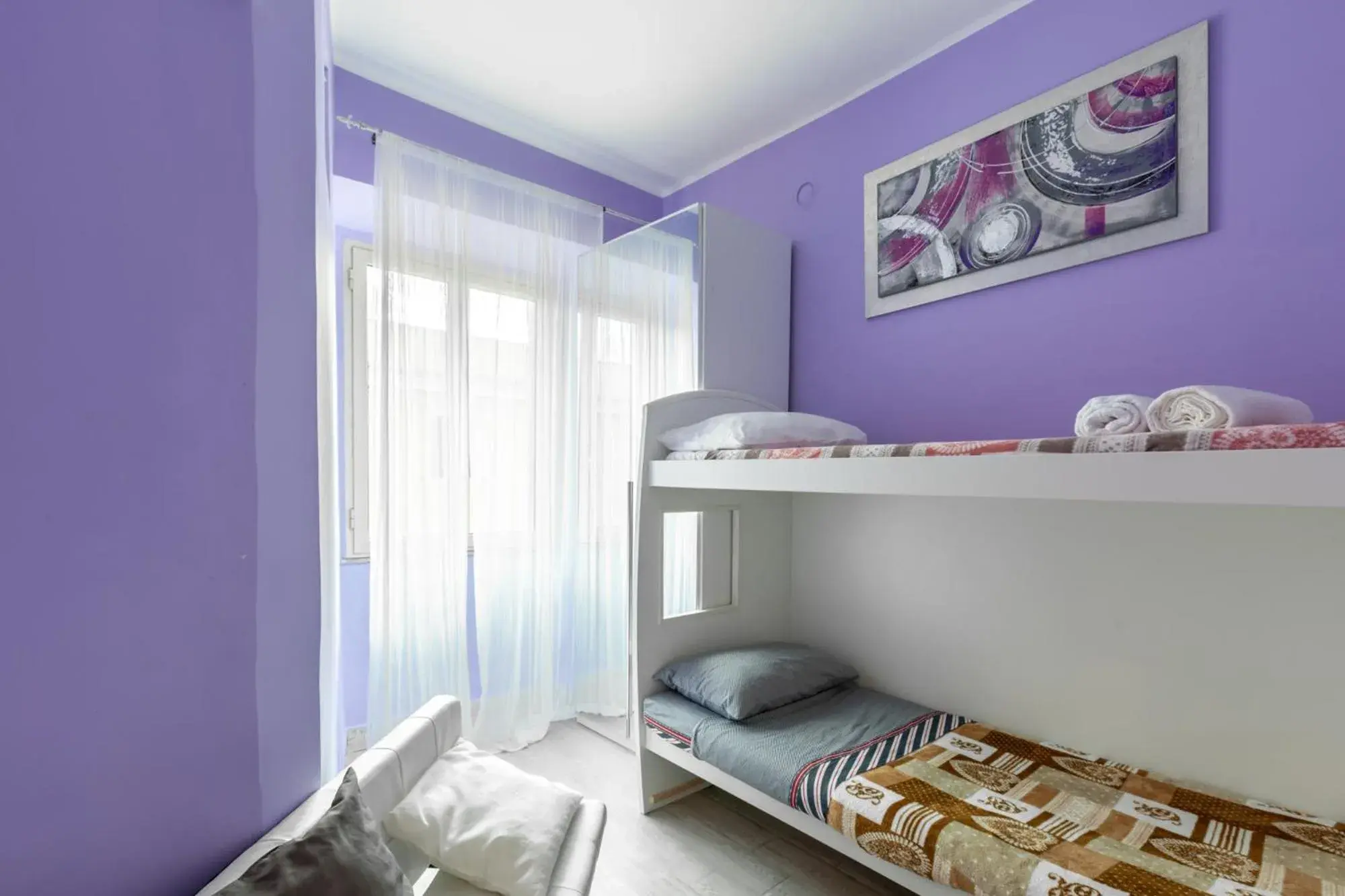 Twin Room with Bunk Bed and Private External Bathroom - single occupancy in Heart of San Lorenzo Twin Room with Bunk Bed and Private External Bathroom - single occupancy in Heart of San Lorenzo