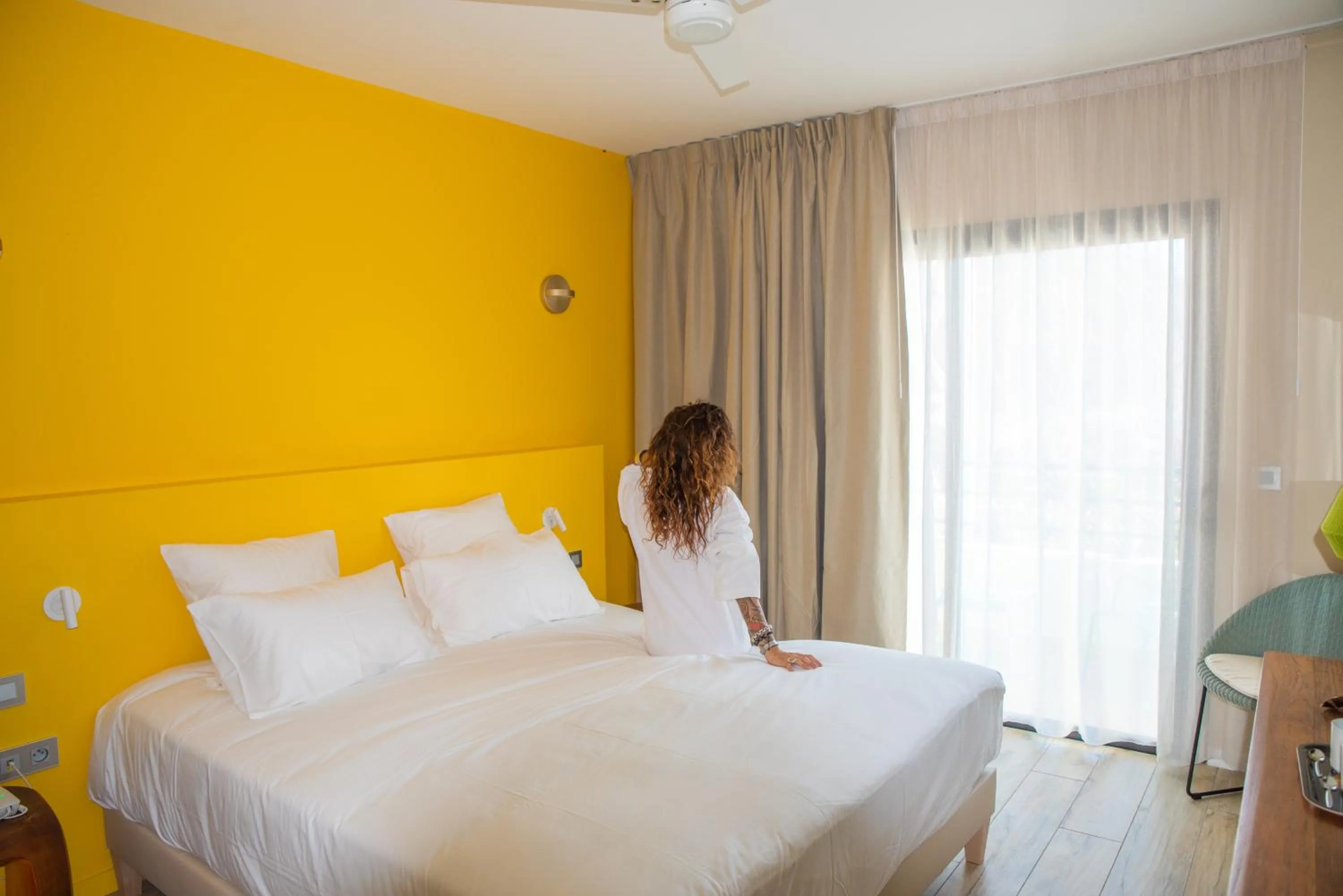 Decorative detail, Bed in Boutik Hôtel 2A - Adult Only