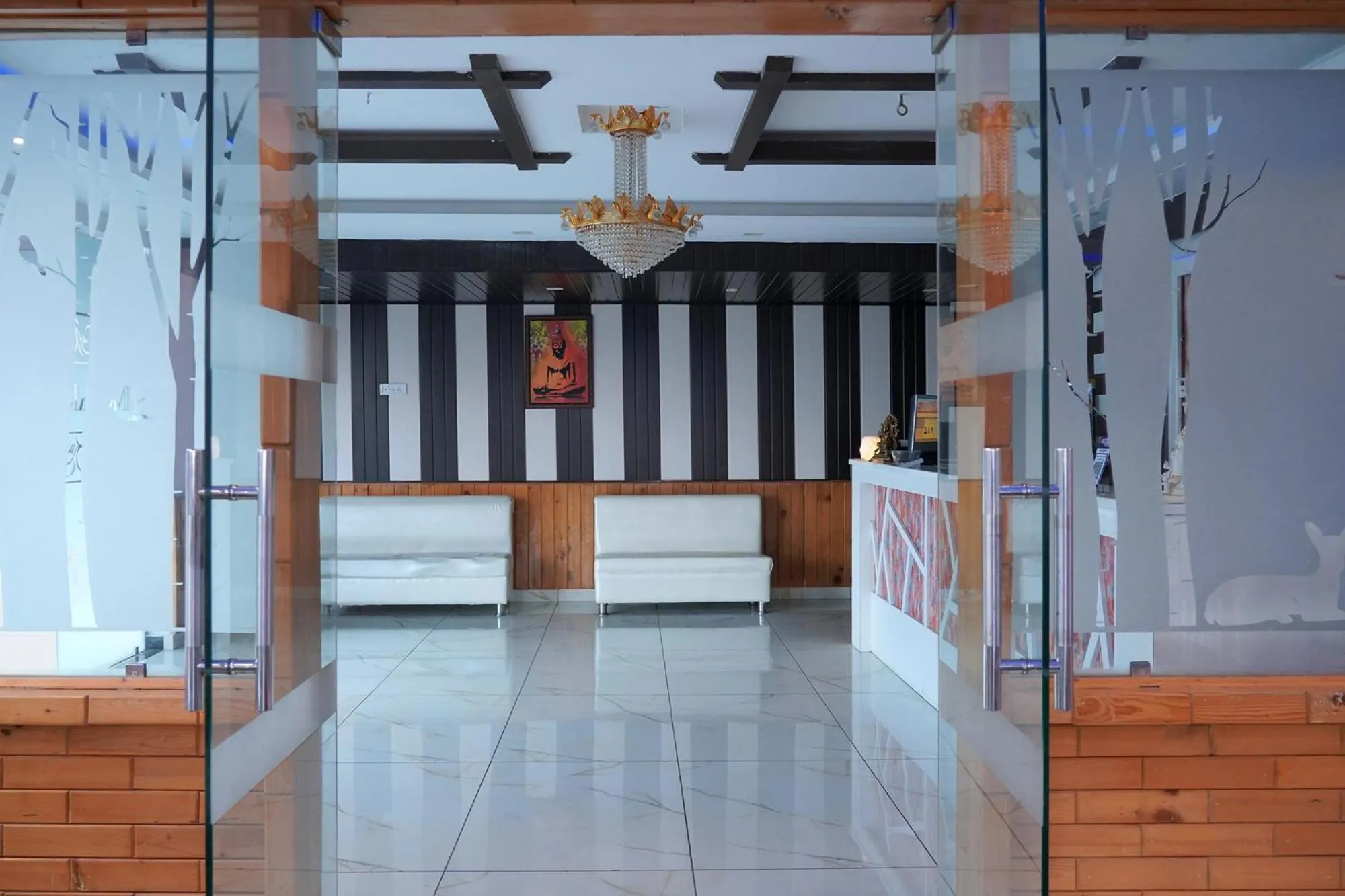 Lobby or reception in Pink Park by Panache Hotels