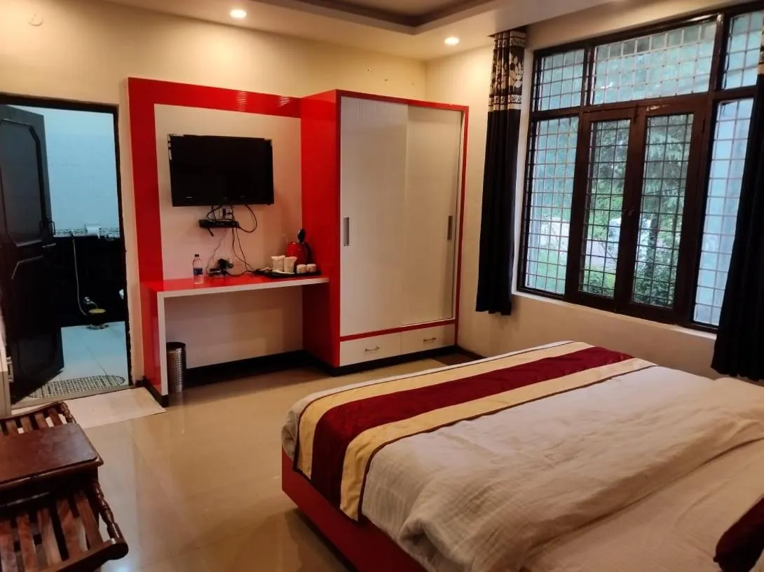 Bed in Pink Park by Panache Hotels