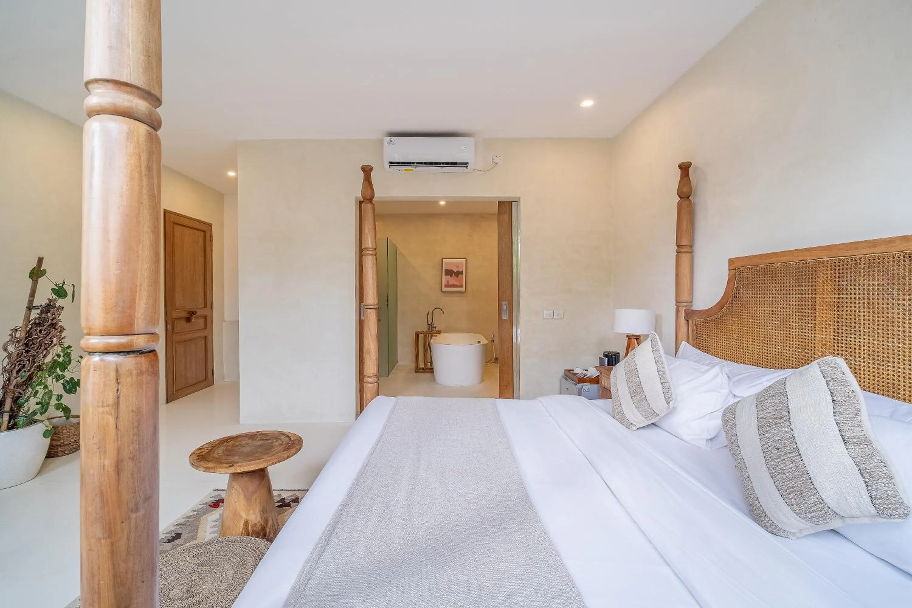 Photo of the whole room in White Goose Boutique Hotel