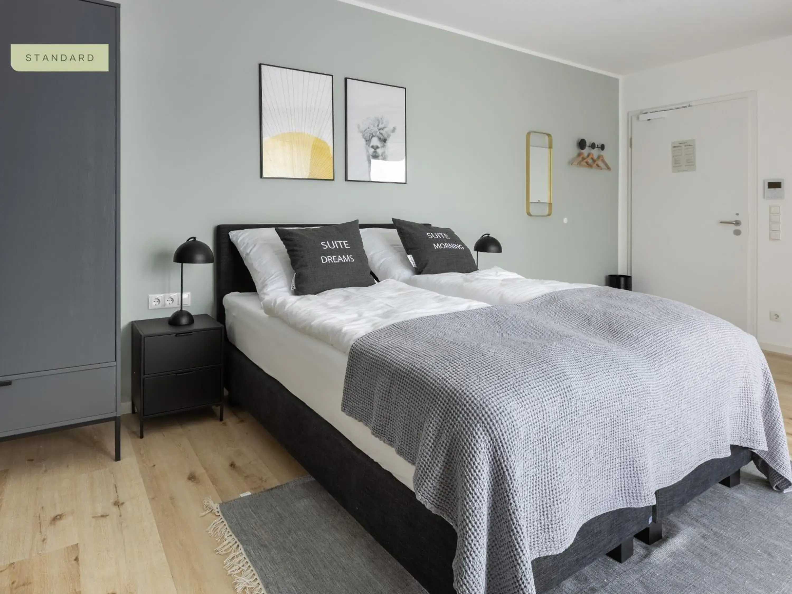 Standard Suite with Balcony in Limehome Osnabrück Johannisstraße Standard Suite with Balcony in Limehome Osnabrück Johannisstraße