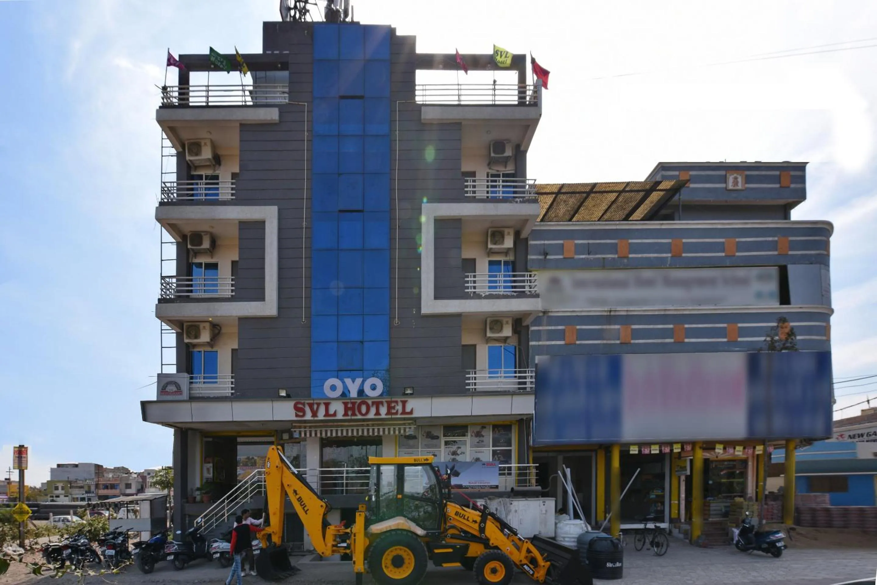 Facade/entrance in Hotel O SVL