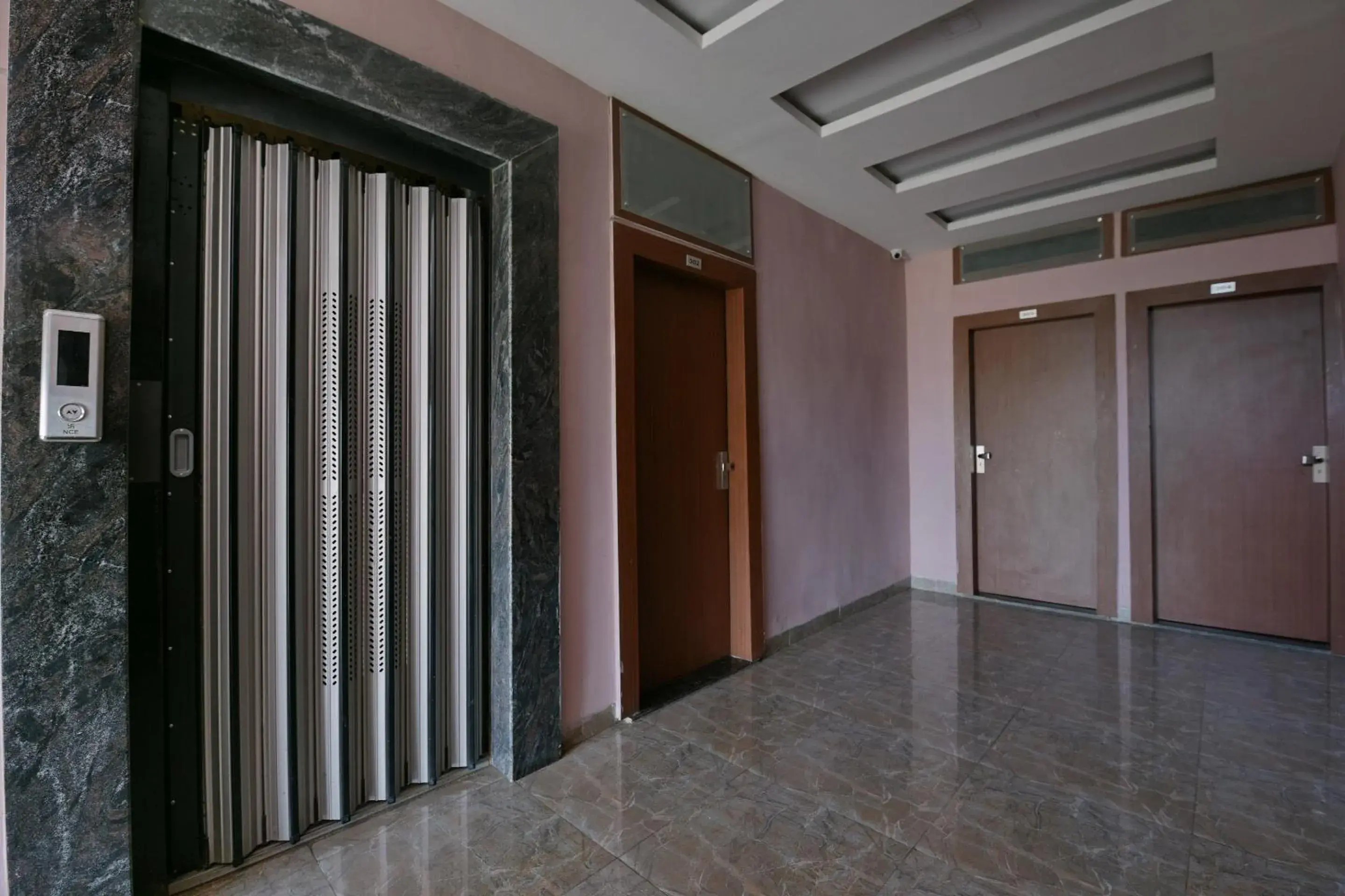 Lobby or reception in Hotel O SVL Lobby or reception in Hotel O SVL