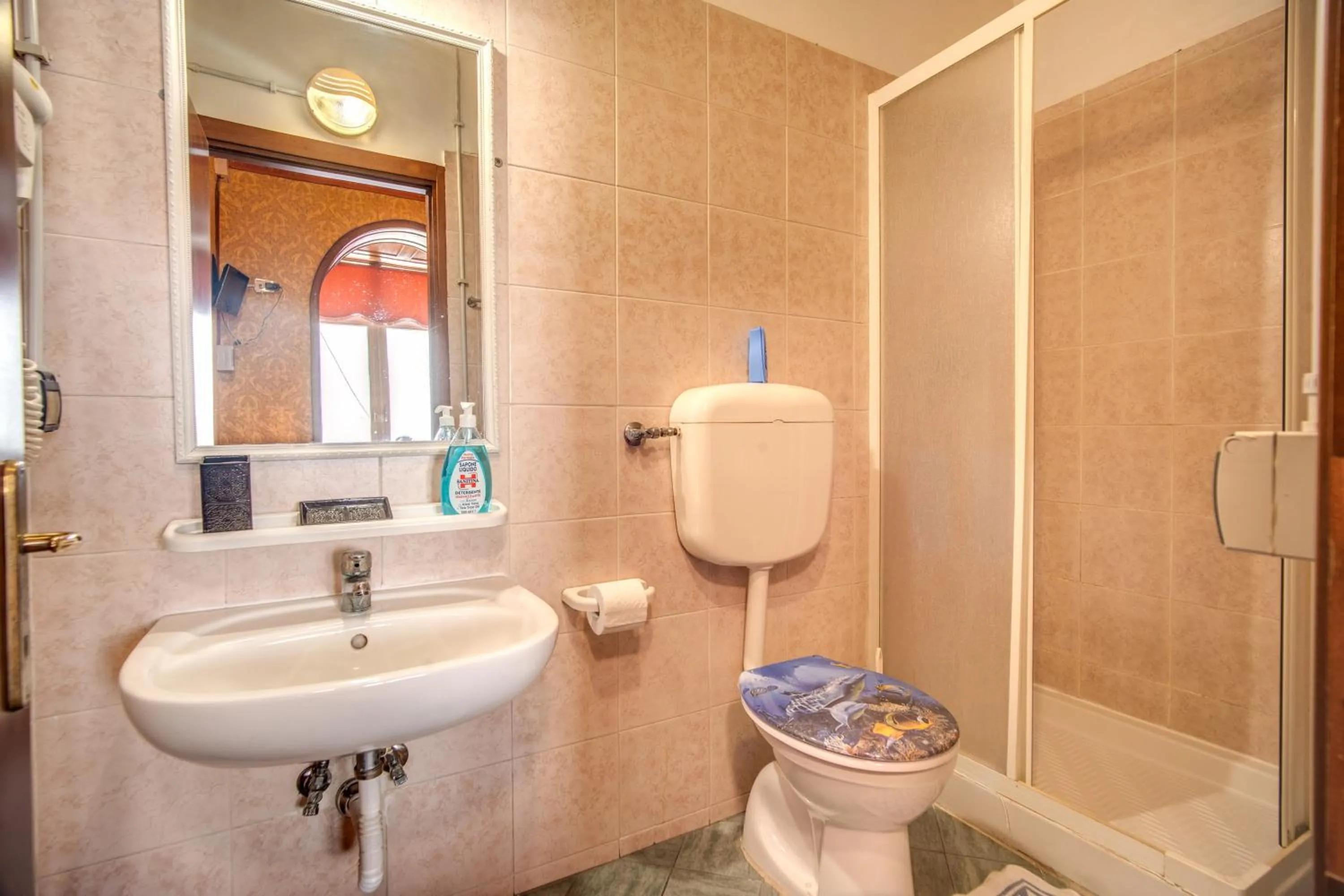 Bathroom in Hotel Artromano