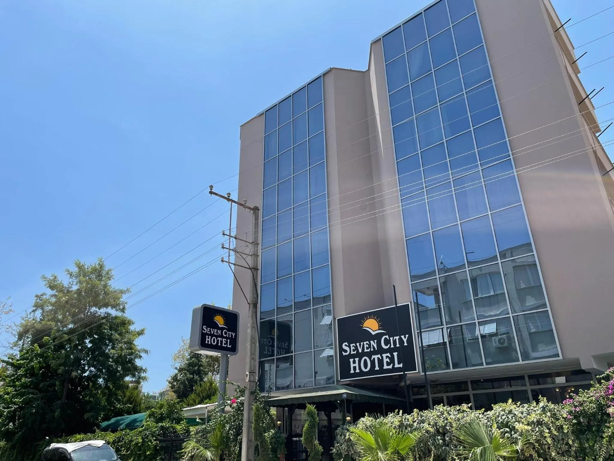 Property building in Seven City Hotel