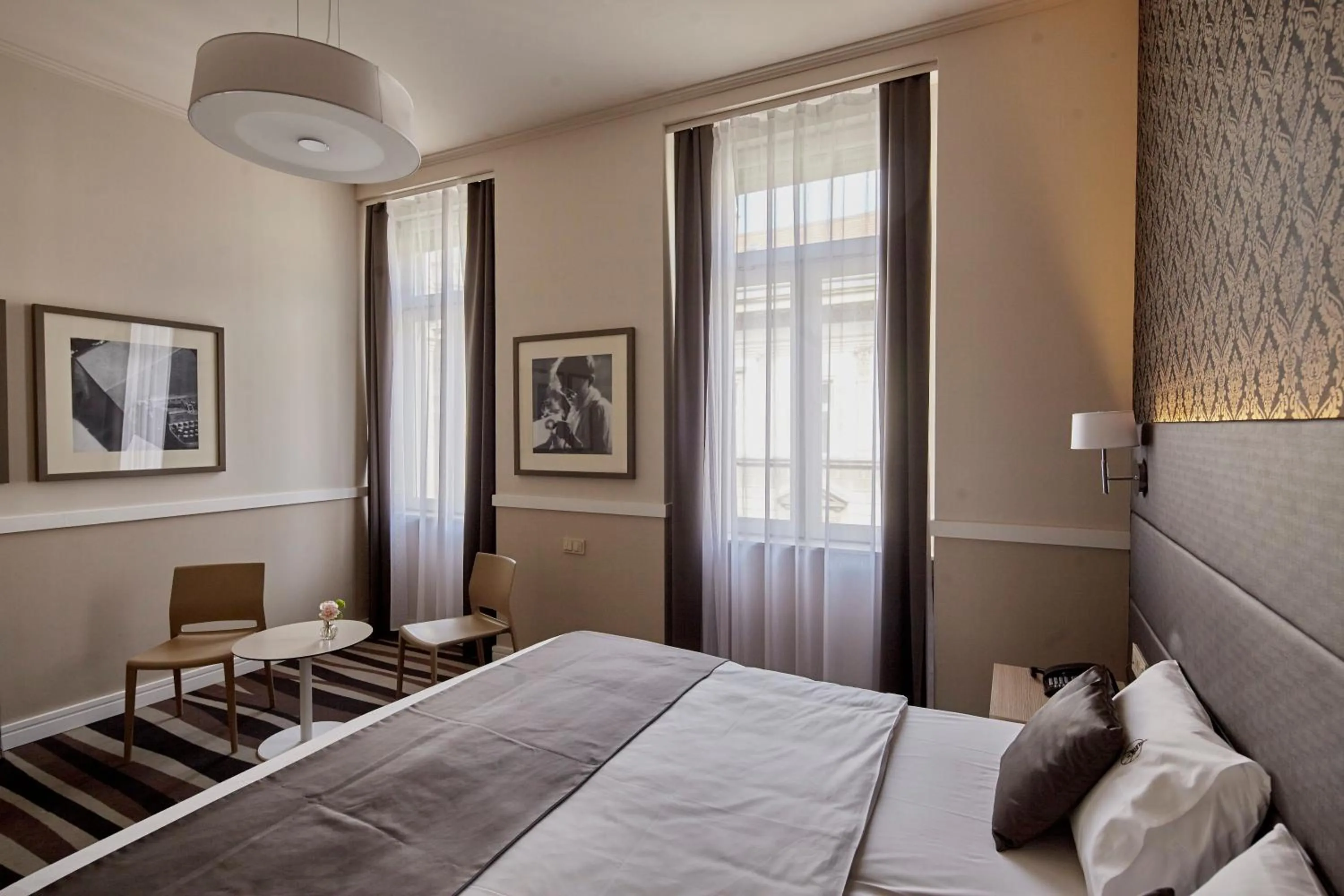 Bedroom, Bed in Hotel Central Basilica