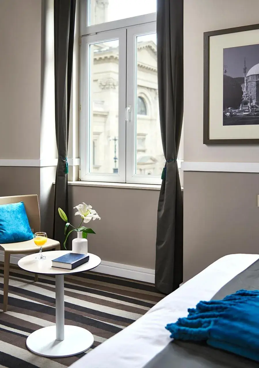 Bedroom, Bed in Hotel Central Basilica Bedroom, Bed in Hotel Central Basilica