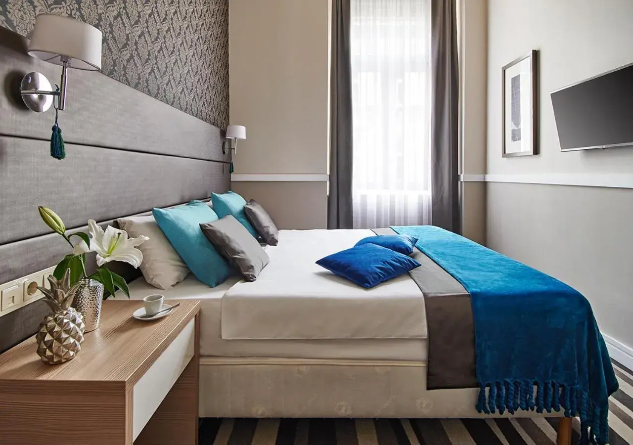 Bedroom, Bed in Hotel Central Basilica Bedroom, Bed in Hotel Central Basilica