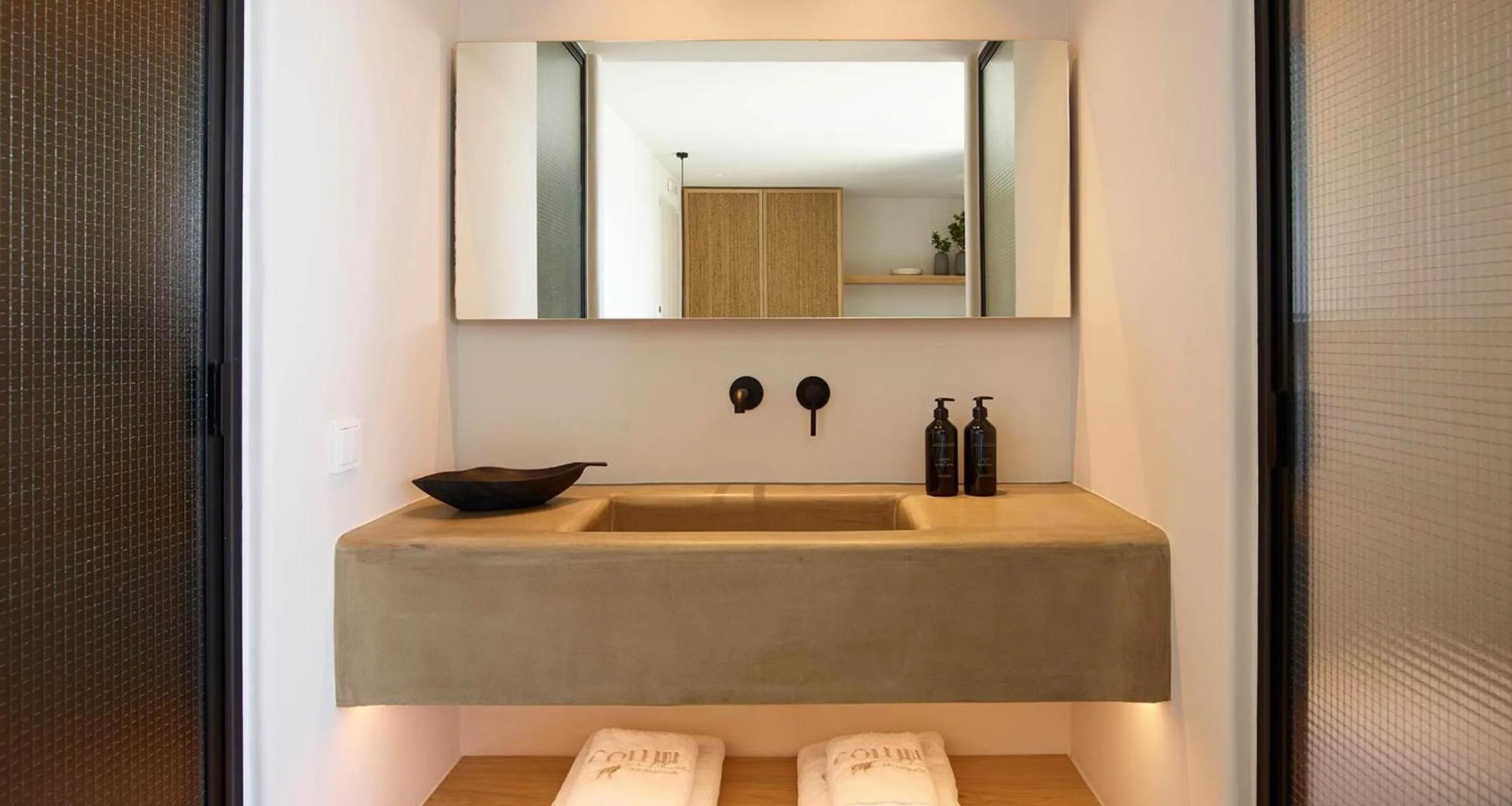 Bathroom in Collini Hotel Mykonos, WorldHotels Elite