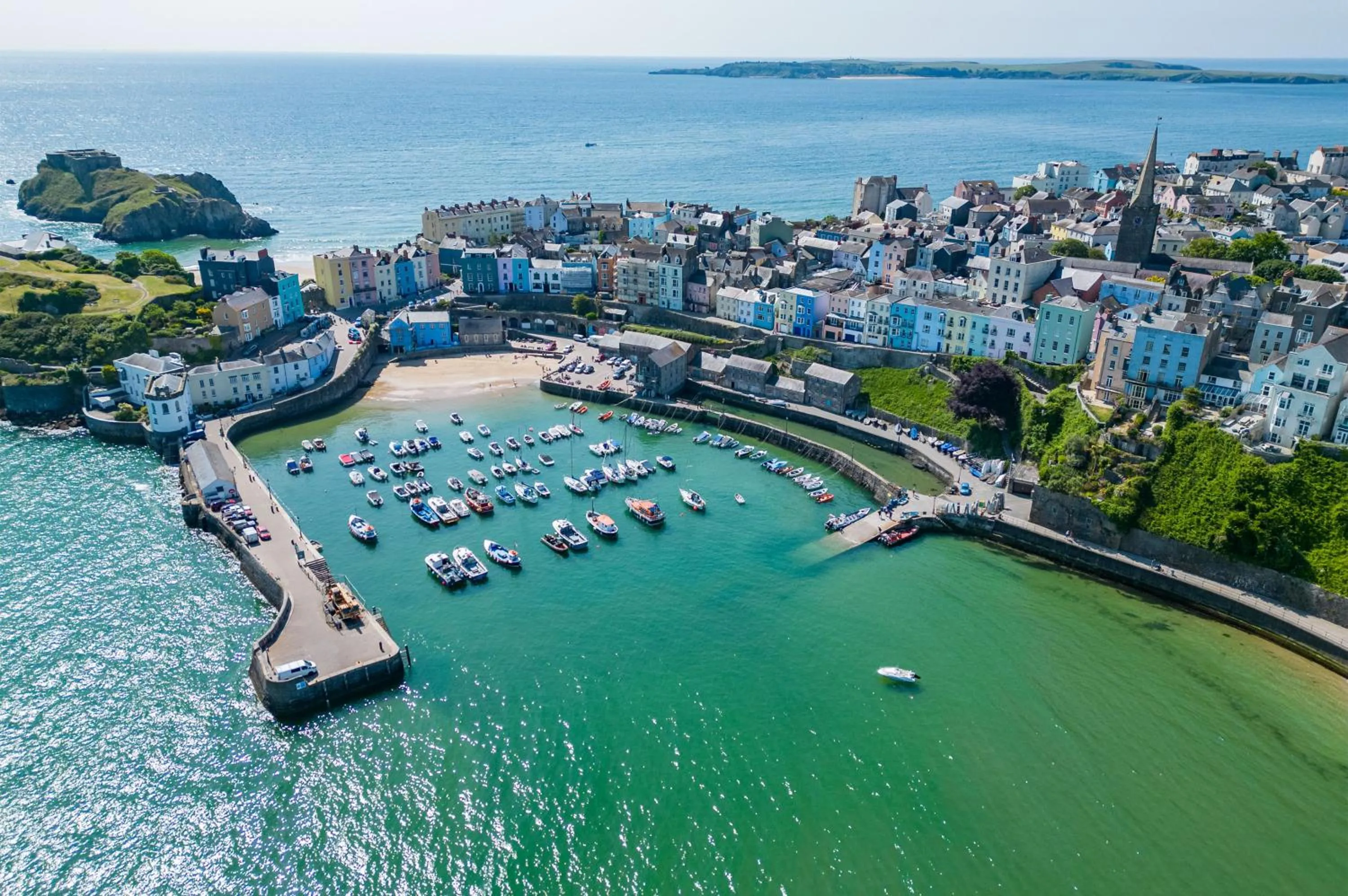 Starfish Apartment - 2 Bedroom Apartment - Tenby