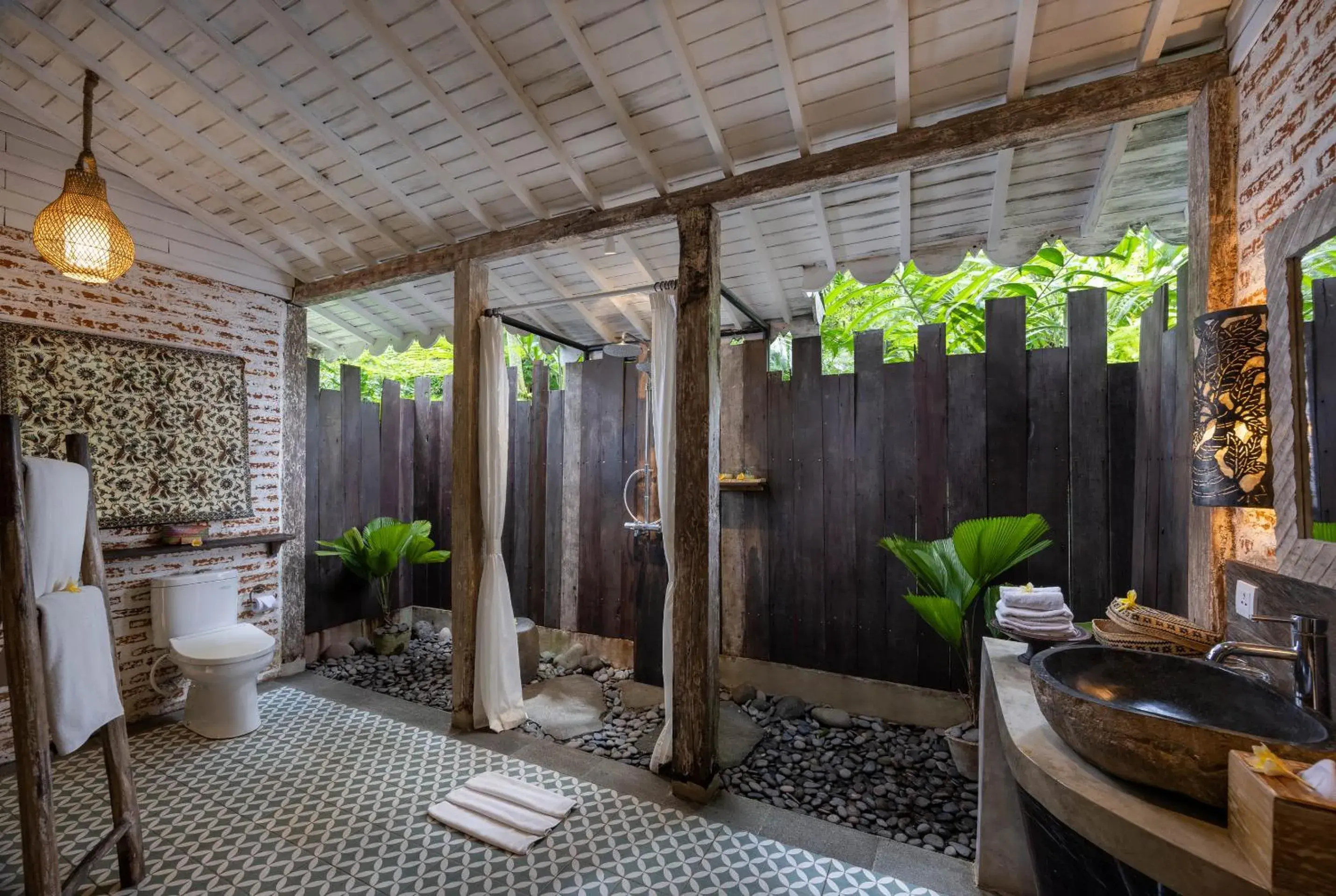 Bathroom in Pramana Giri Kusuma Bathroom in Pramana Giri Kusuma