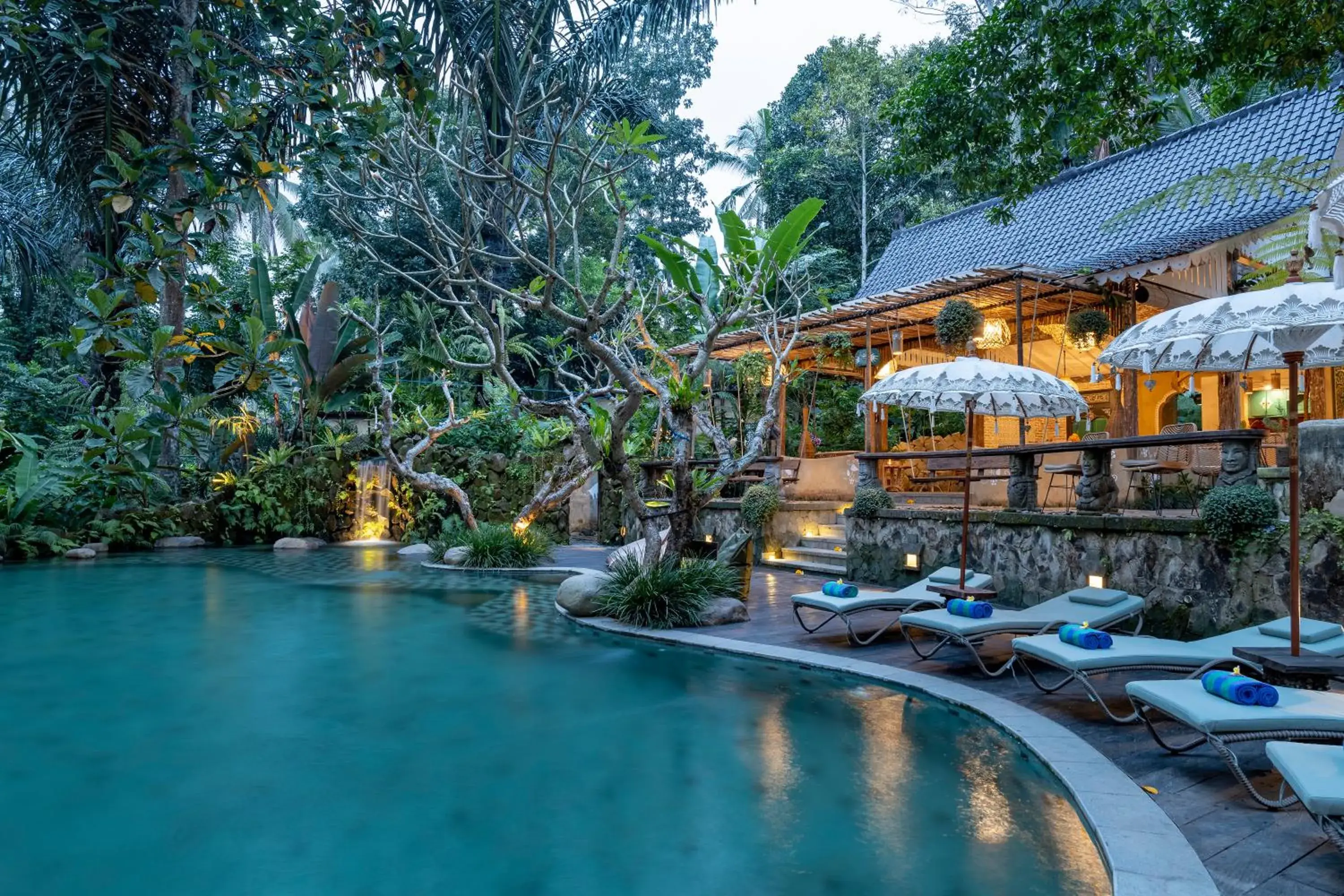 Restaurant/places to eat in Pramana Giri Kusuma Restaurant/places to eat in Pramana Giri Kusuma