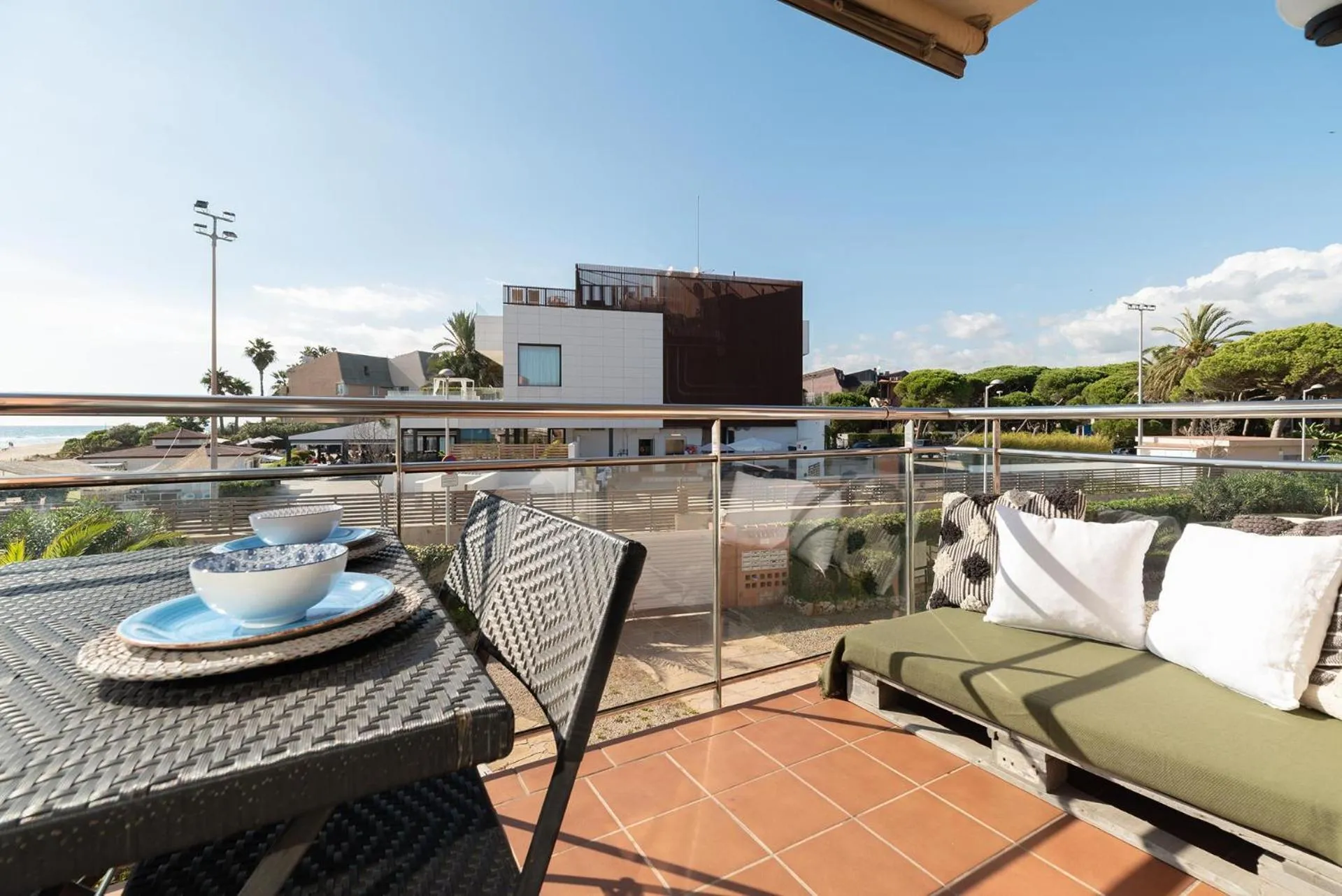 Ocean view apartment renovated